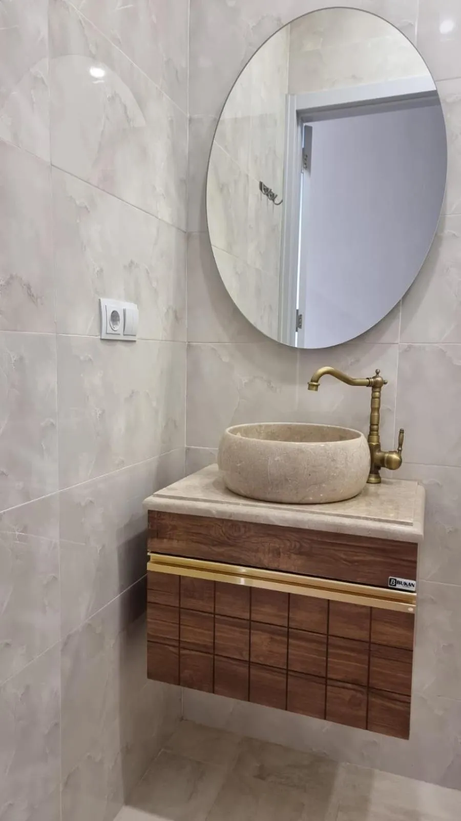 Bathroom in Sky by the river