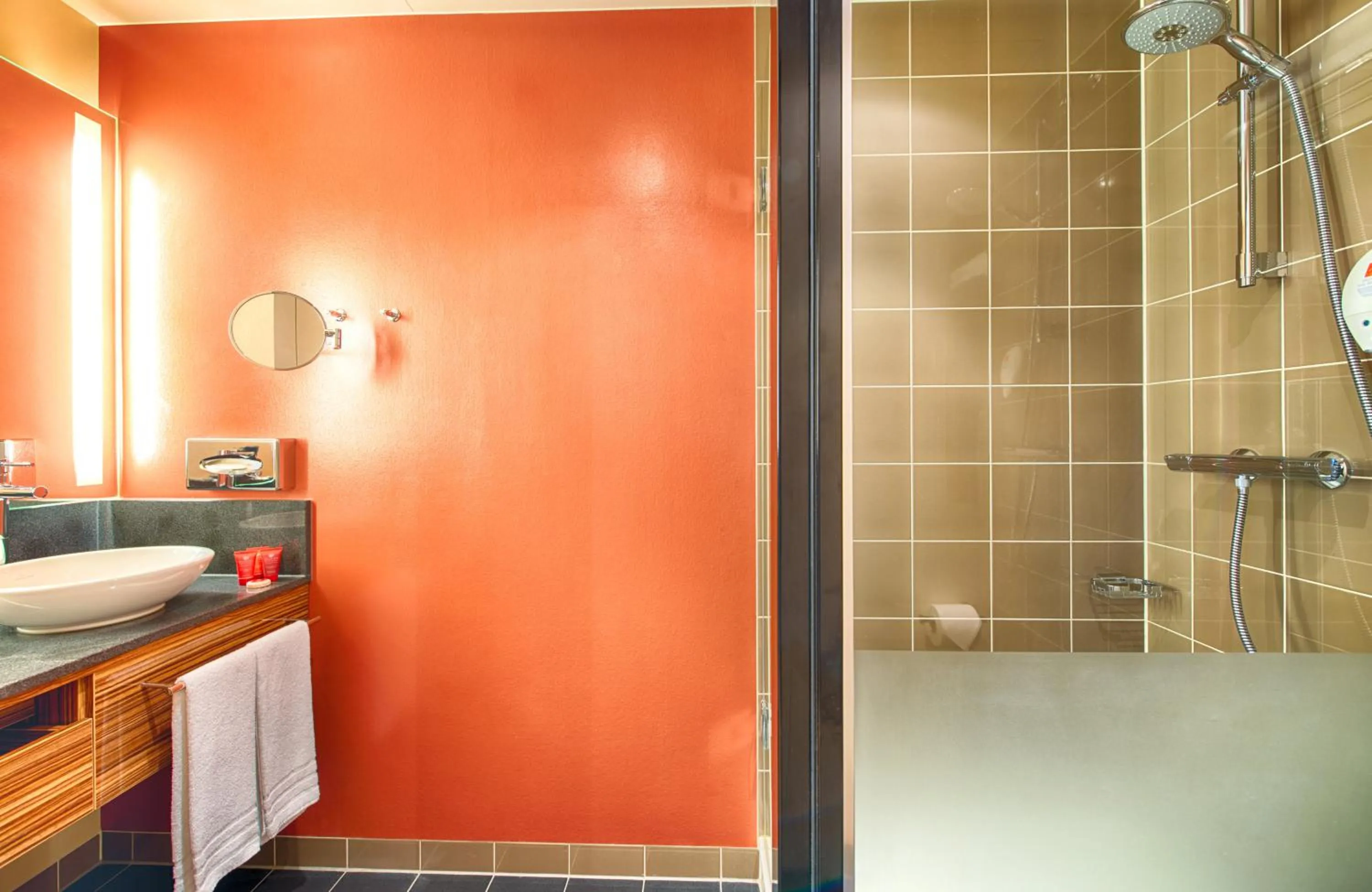 Bathroom in Leonardo Hotel Berlin Mitte