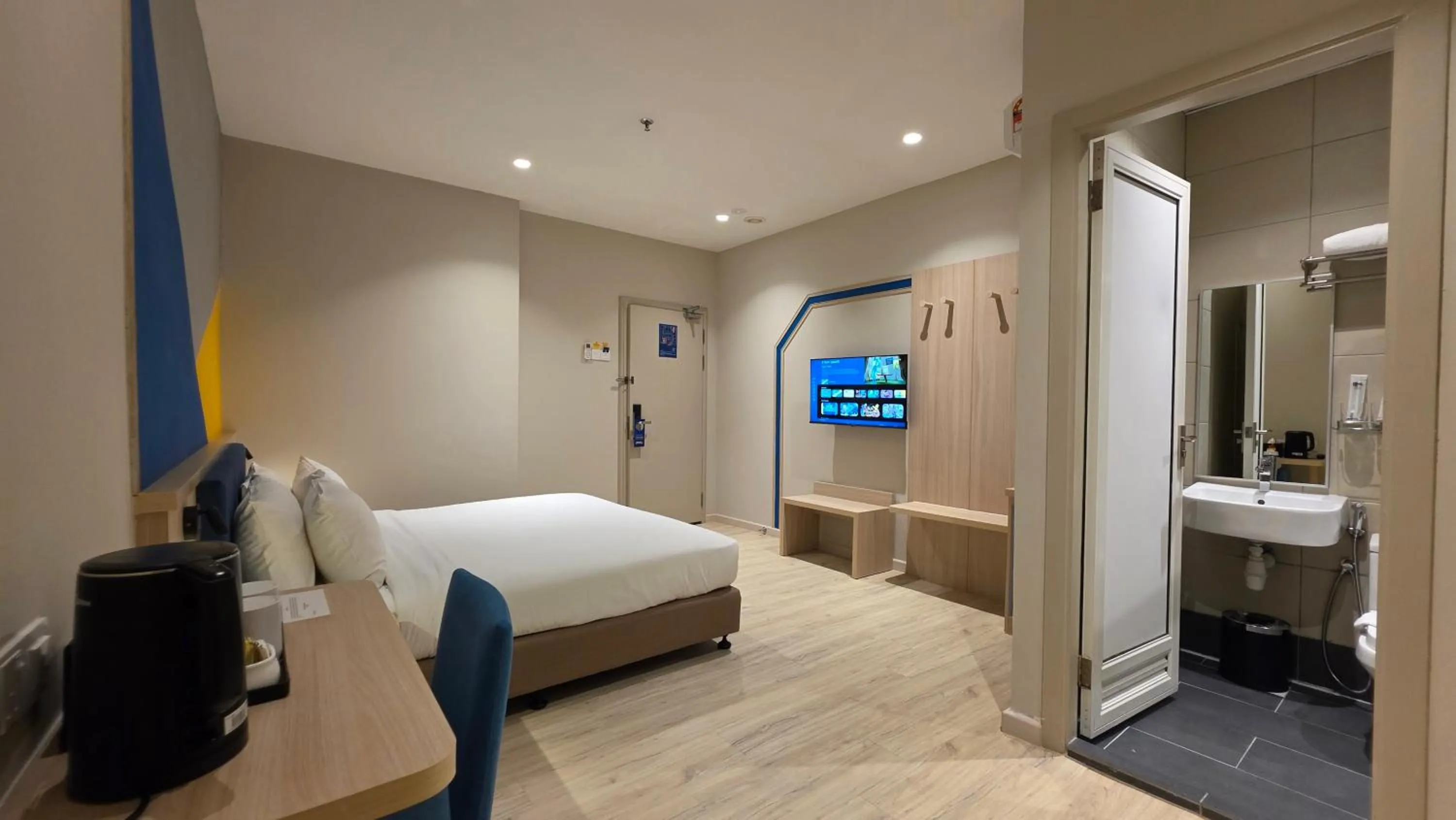 Bedroom, Bed in Fives Hotel Meldrum