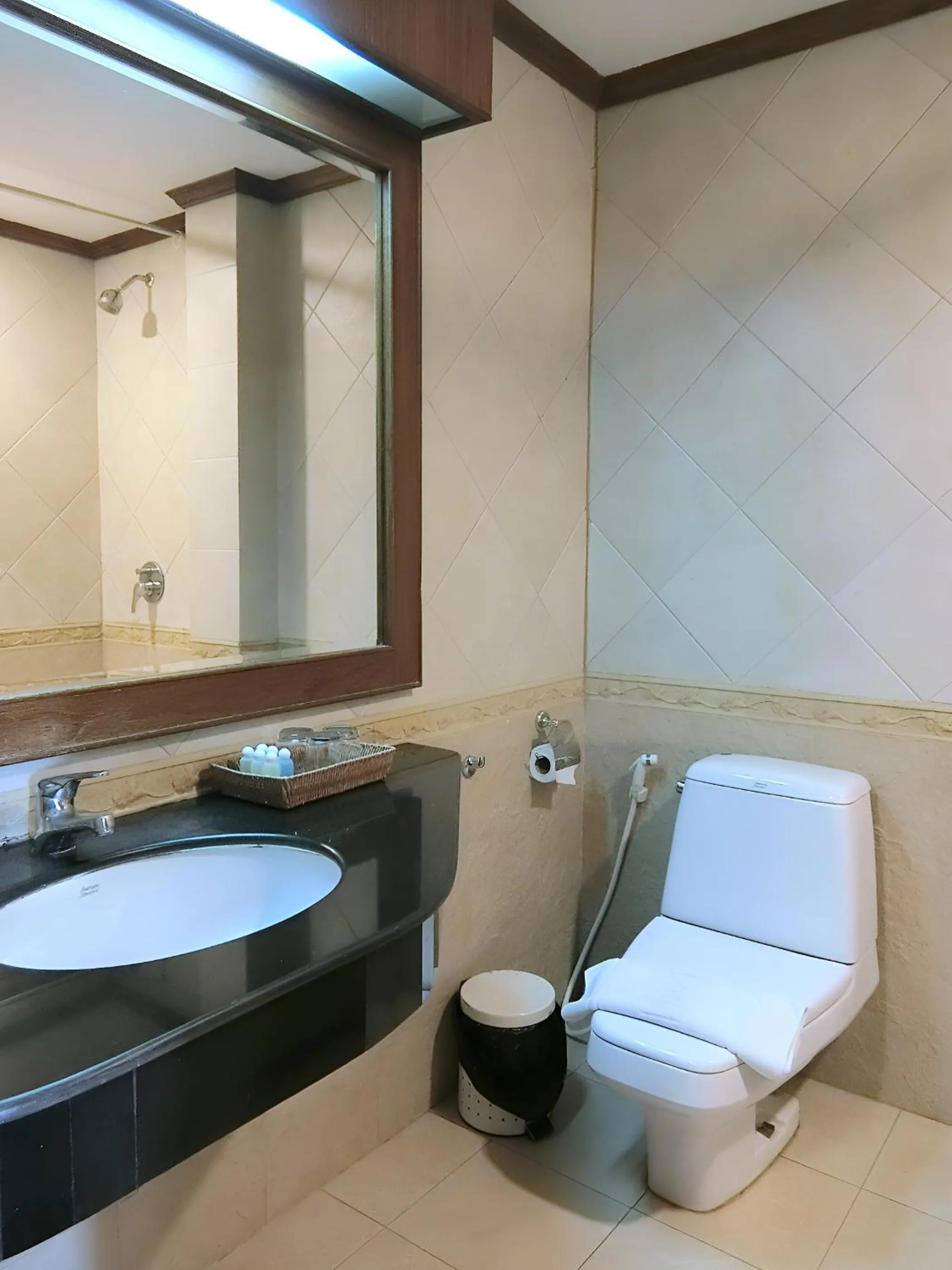 Toilet in Sira Boutique Chiang Mai