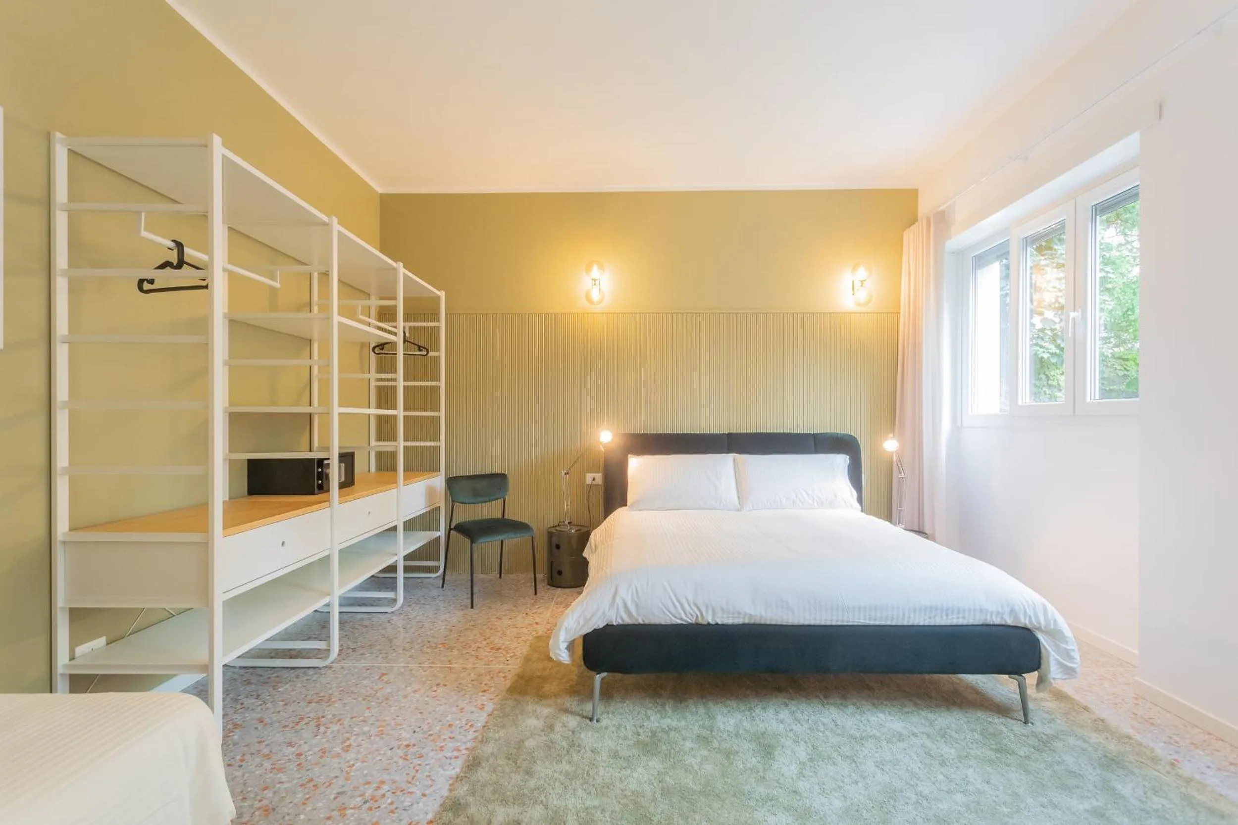 Bed in Marcello's Como Lake