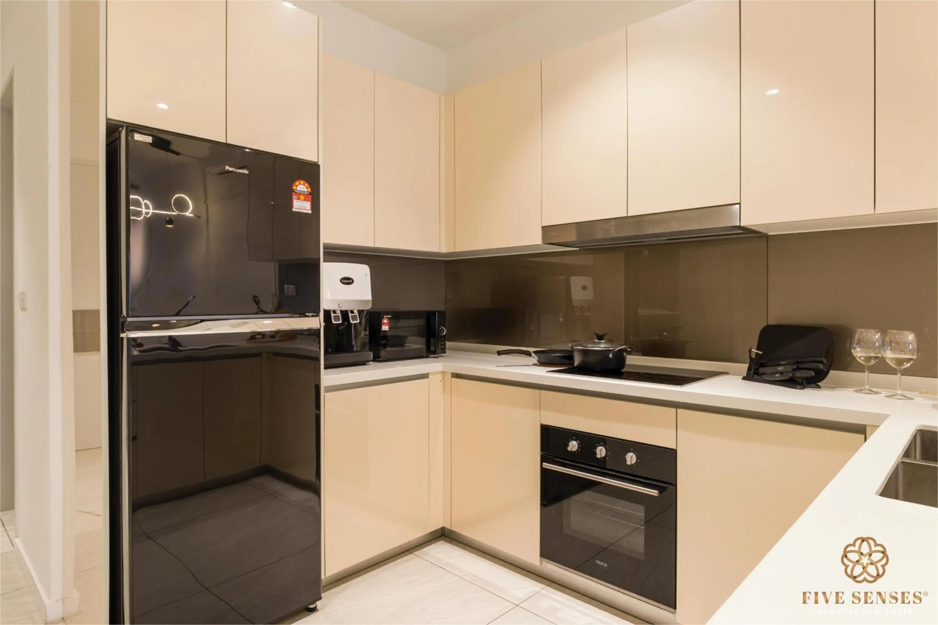 microwave in Quill Residences Kuala Lumpur, Five Senses