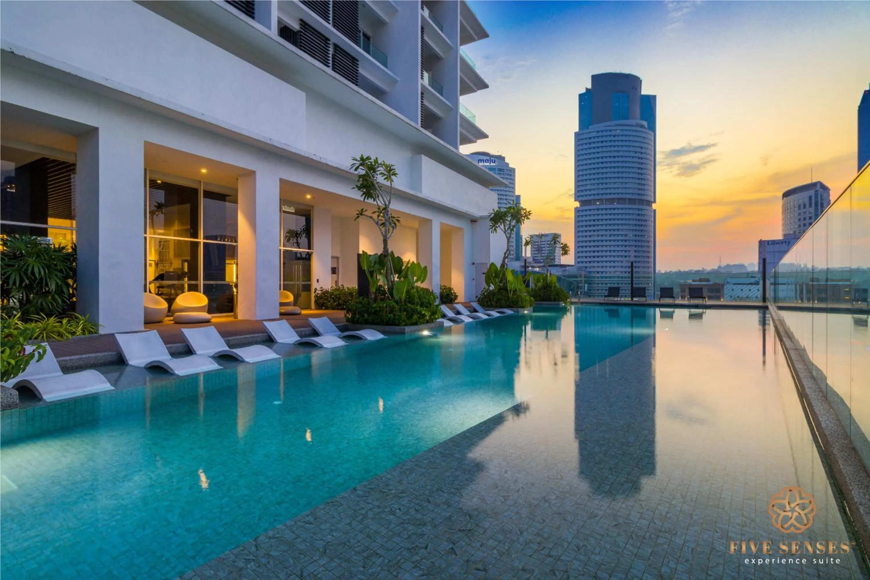 Pool view in Quill Residences Kuala Lumpur, Five Senses