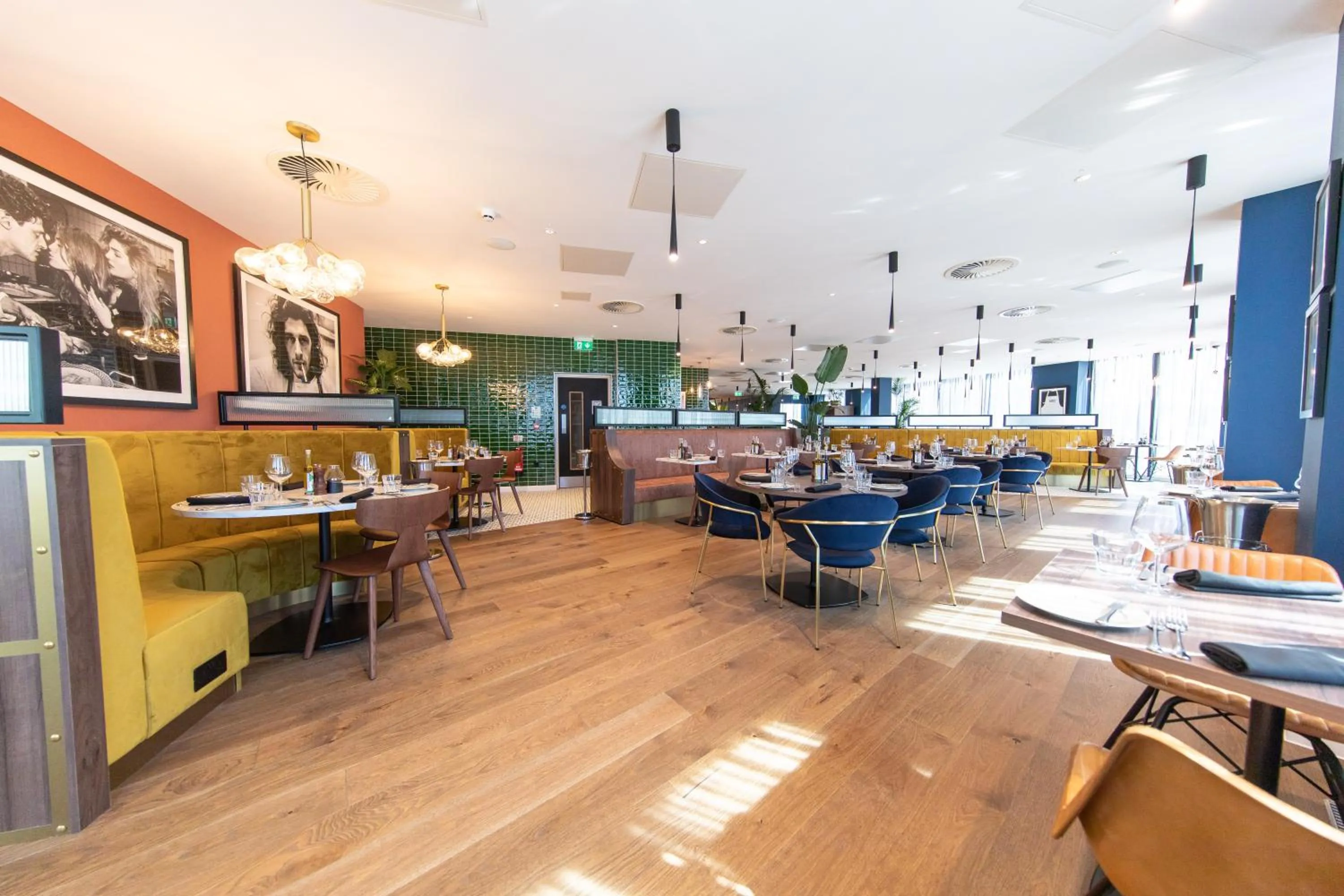 Restaurant/places to eat in Holiday Inn Blackpool by IHG