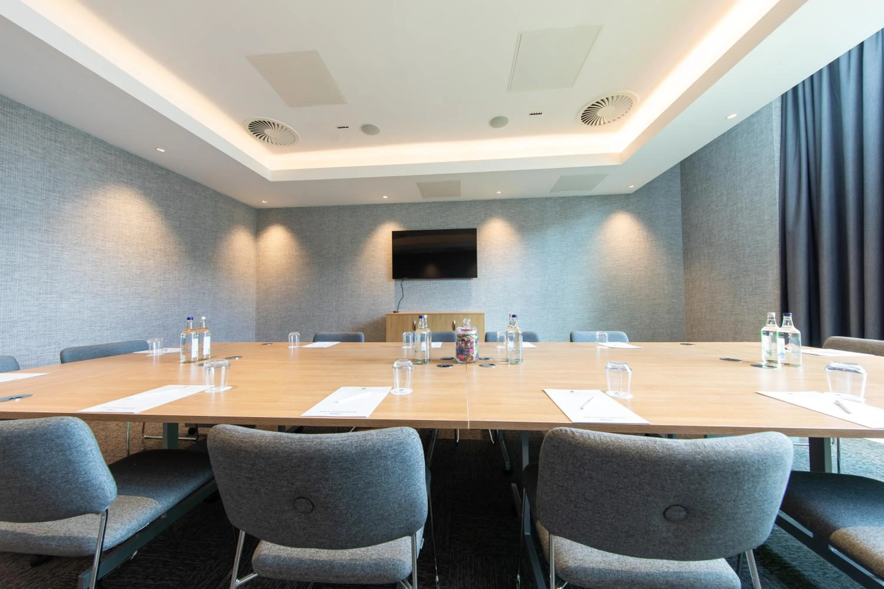 Meeting/conference room in Holiday Inn Blackpool by IHG