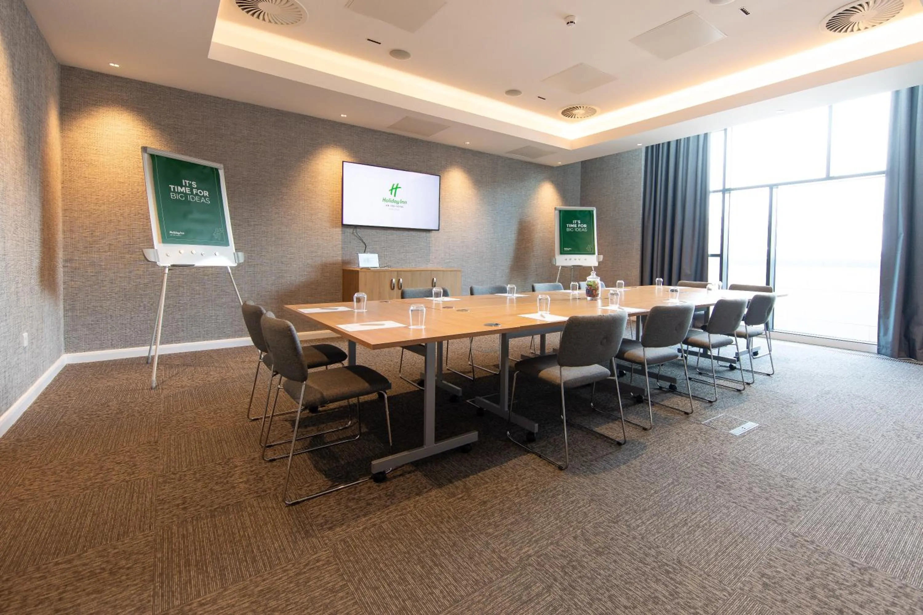 Meeting/conference room in Holiday Inn Blackpool by IHG