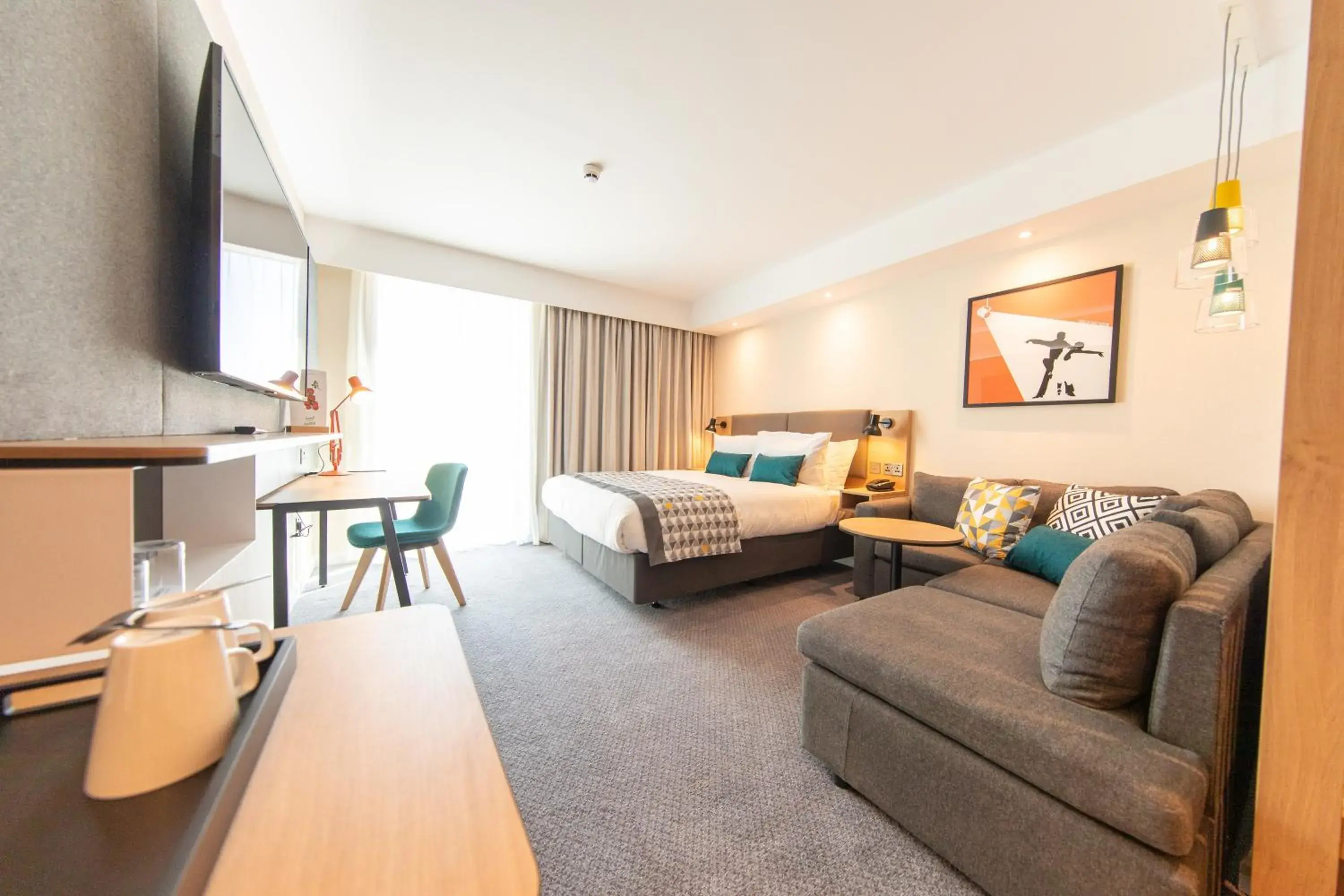 Standard King Room in Holiday Inn Blackpool by IHG Standard King Room in Holiday Inn Blackpool by IHG