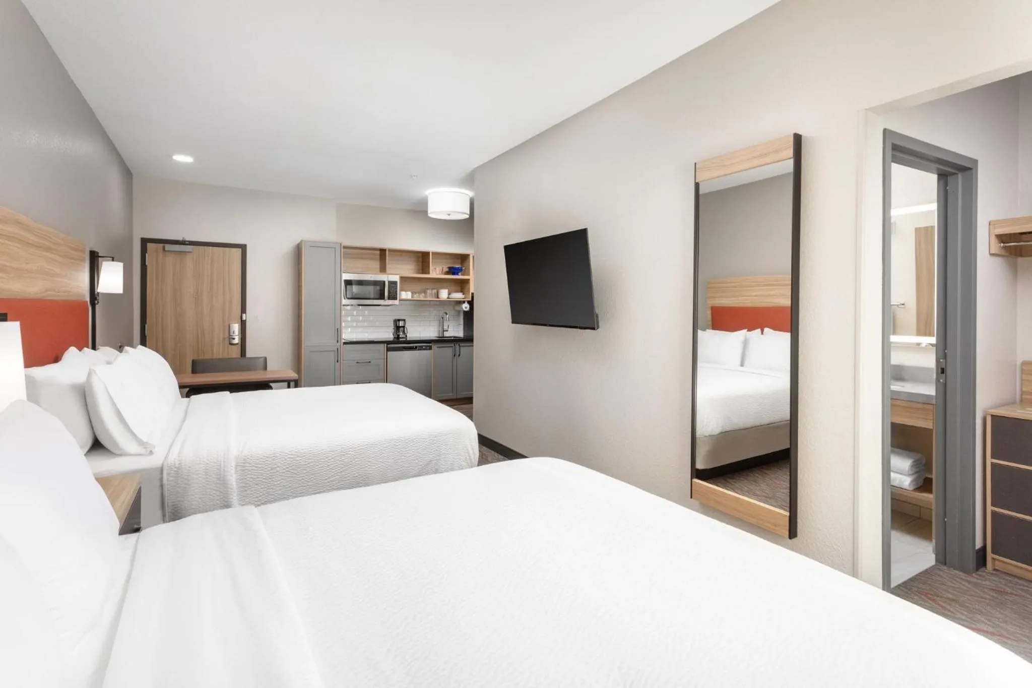 Photo of the whole room, Bed in Candlewood Suites North Platte by IHG