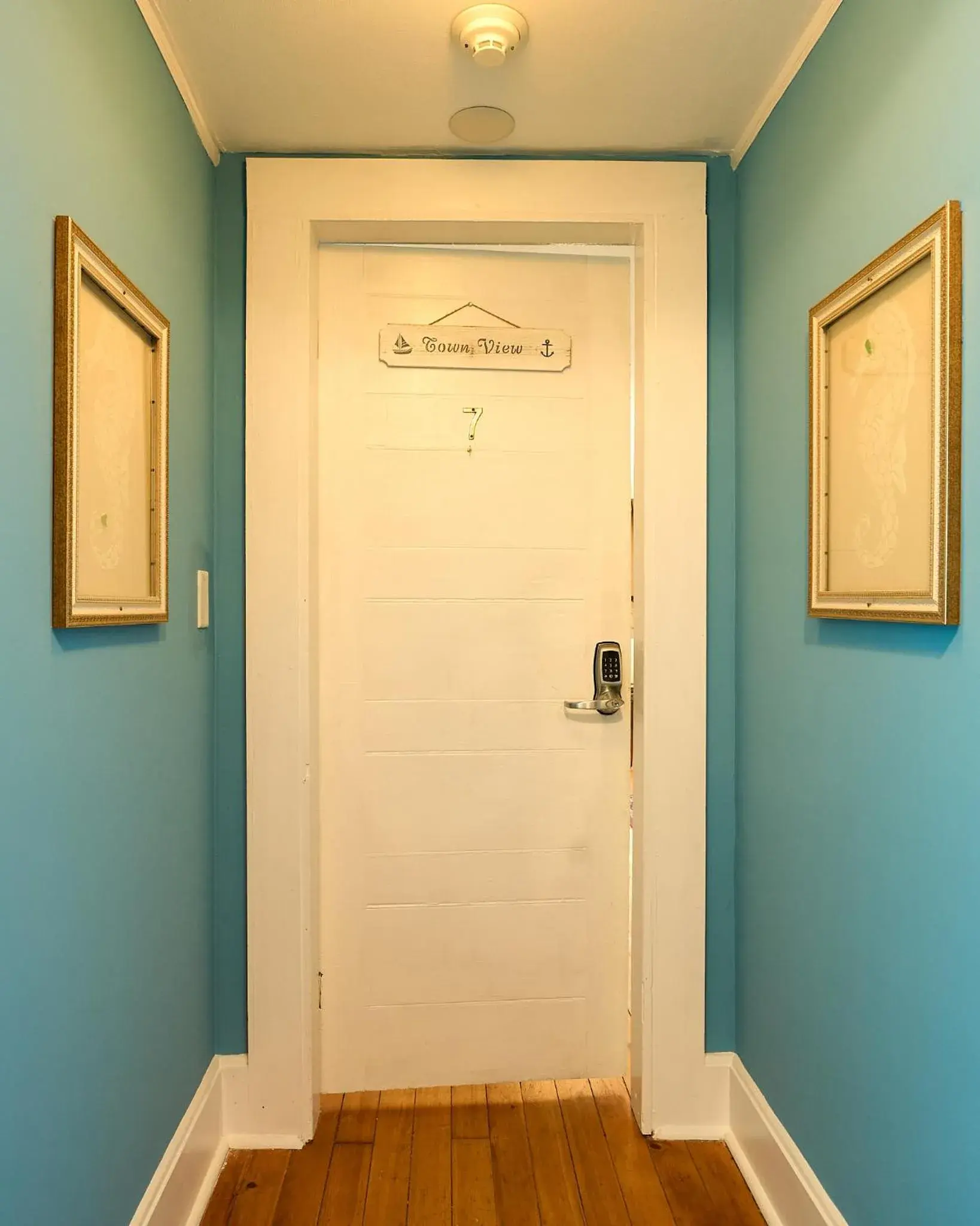 The Town View in Scranton Seahorse Inn The Town View in Scranton Seahorse Inn