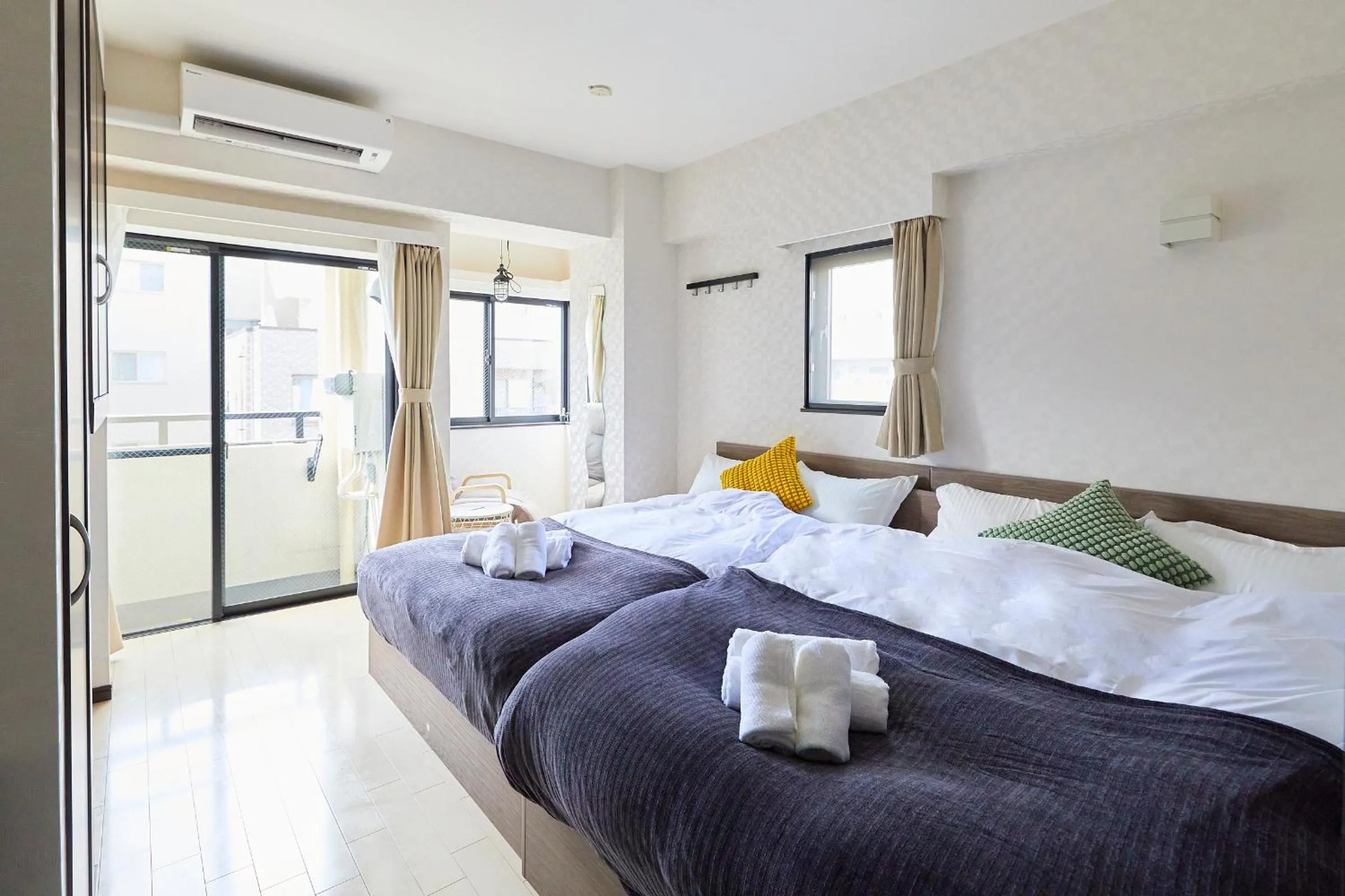 Bed in 錦系町天空樹景觀飯店 Skytree View Kinshicho - crib free