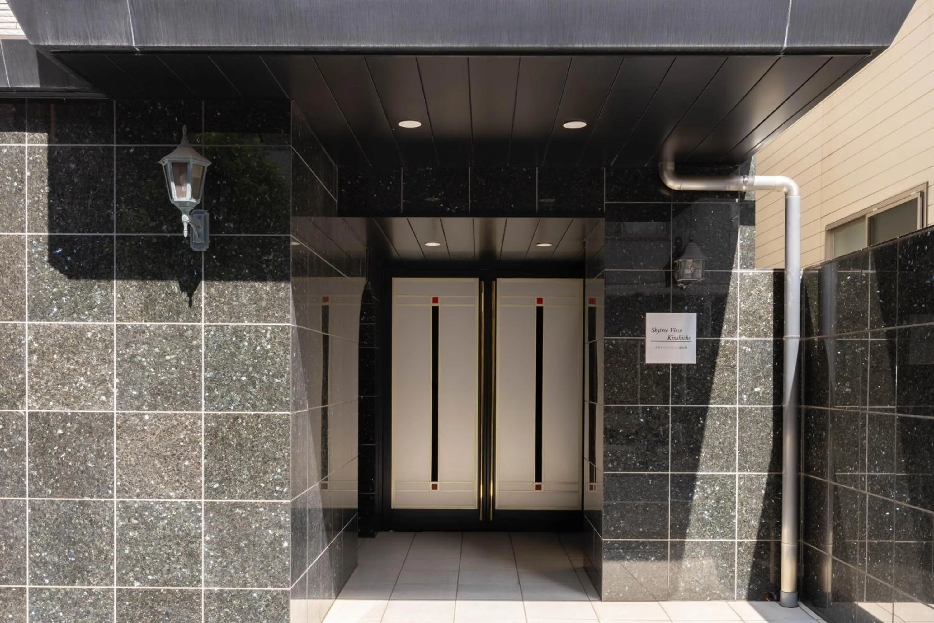 Property building in 錦系町天空樹景觀飯店 Skytree View Kinshicho - crib free