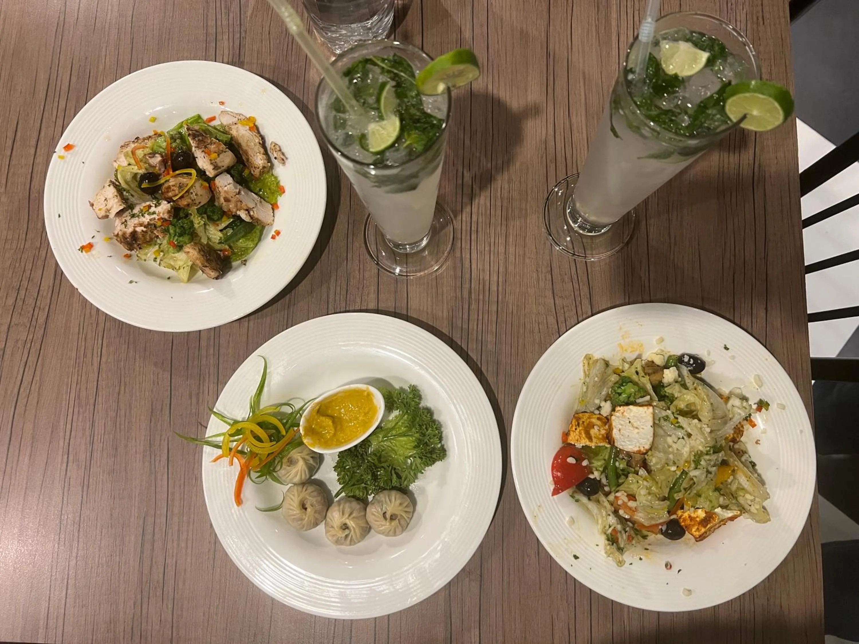 Restaurant/places to eat in The Lake Hill