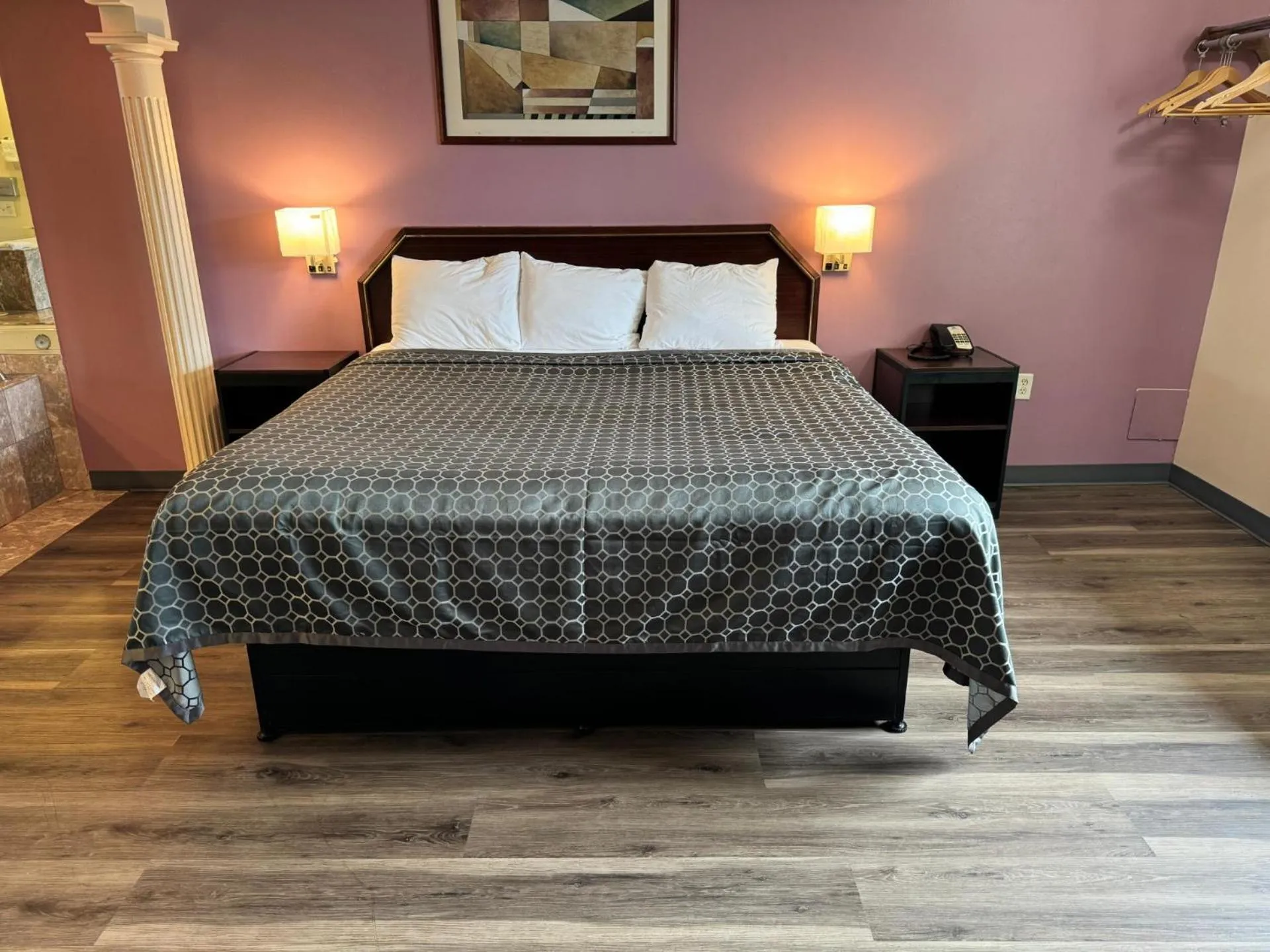 Bed in Express Inn-Rahway