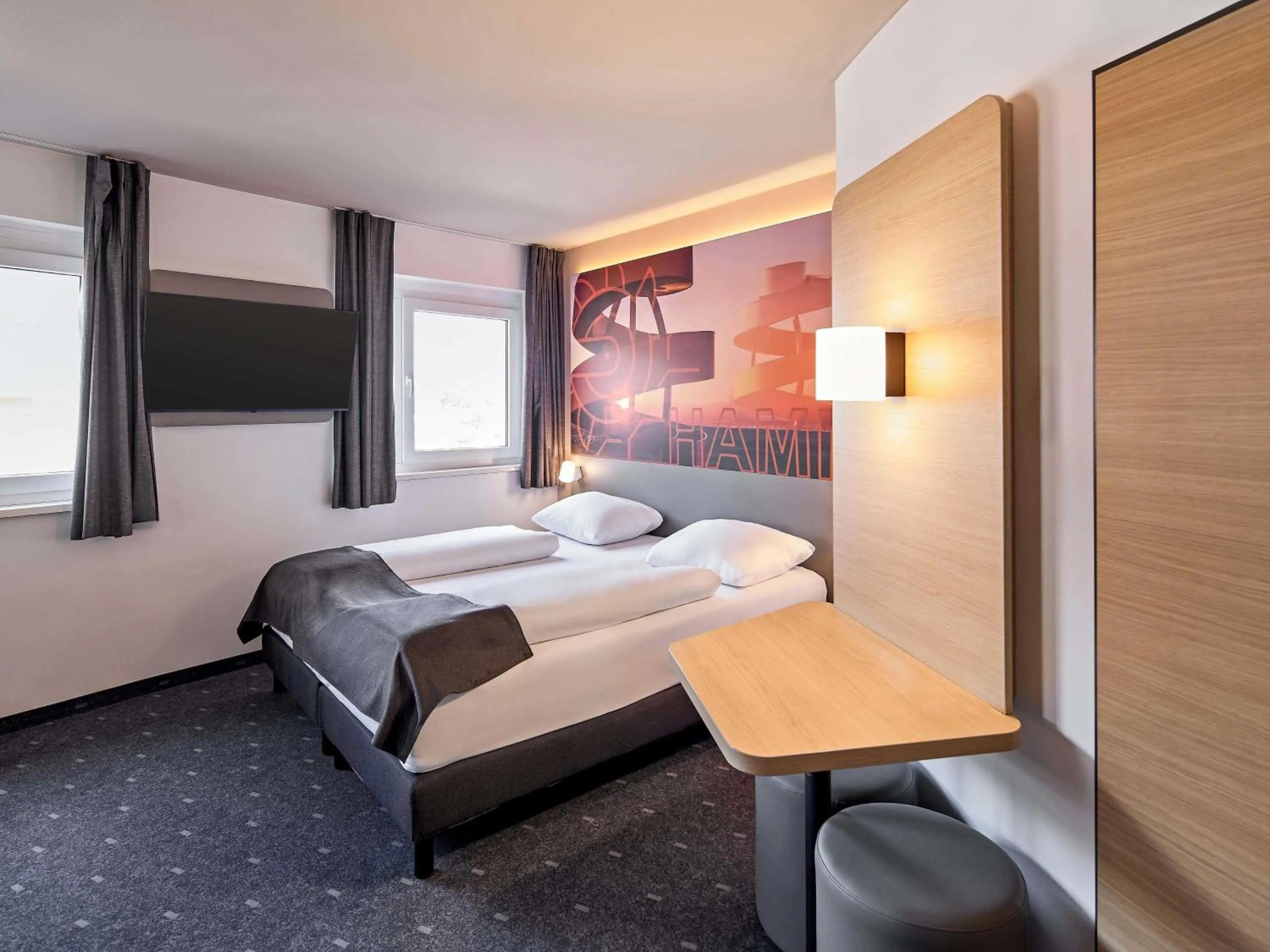 Photo of the whole room, Bed in B&B Hotel Hamm