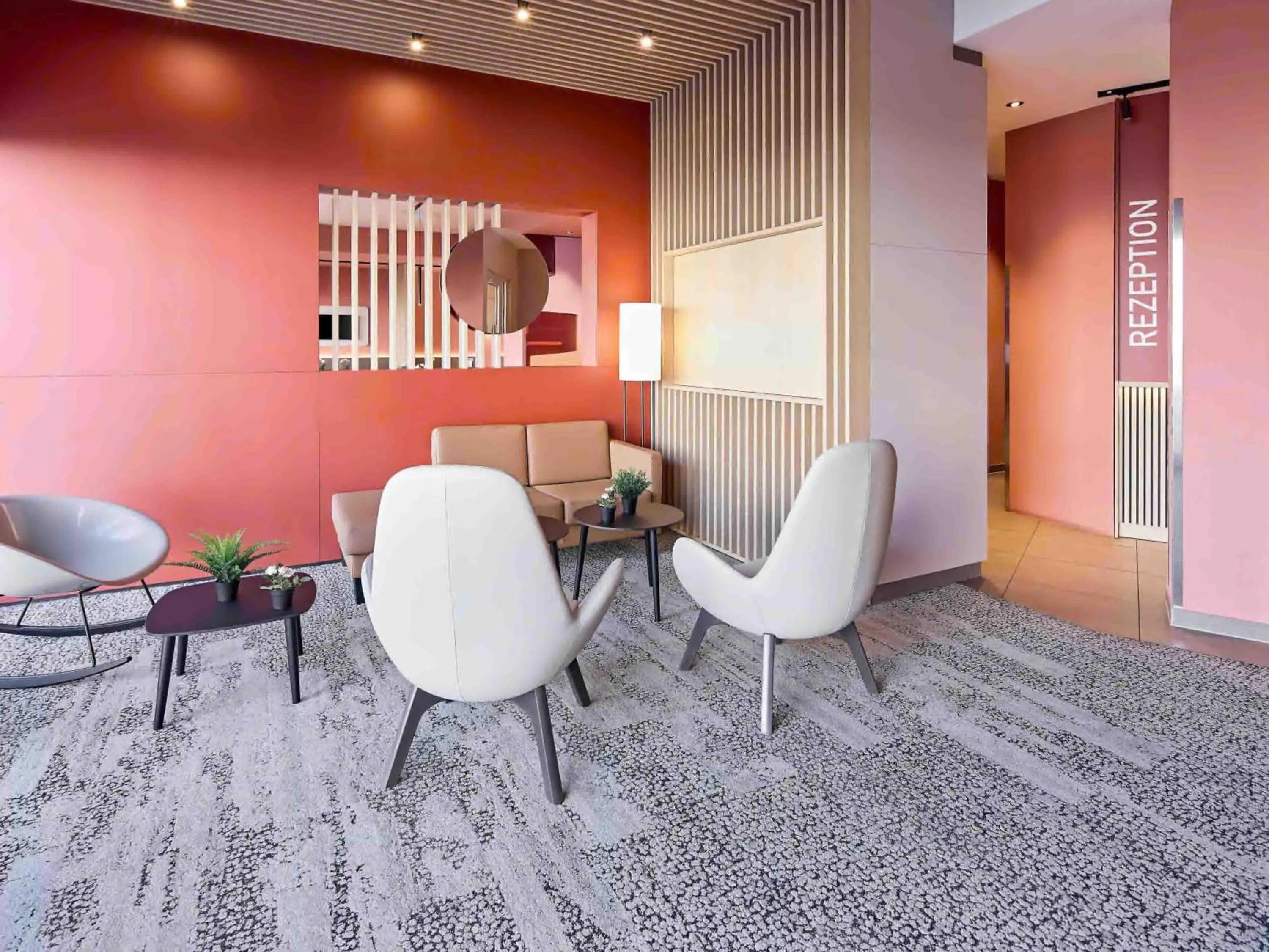 Lobby or reception in B&B Hotel Hamm