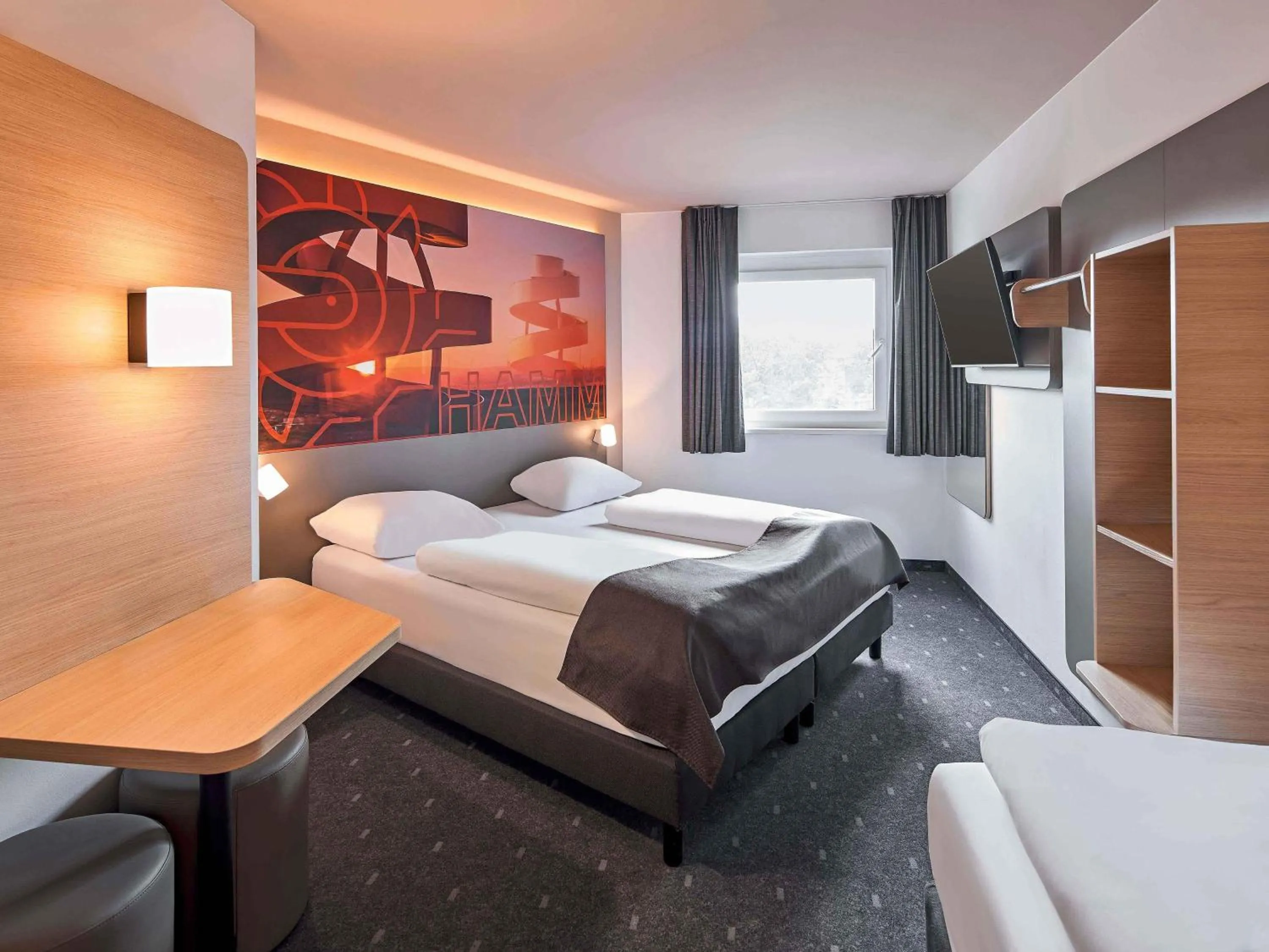 Photo of the whole room, Bed in B&B Hotel Hamm