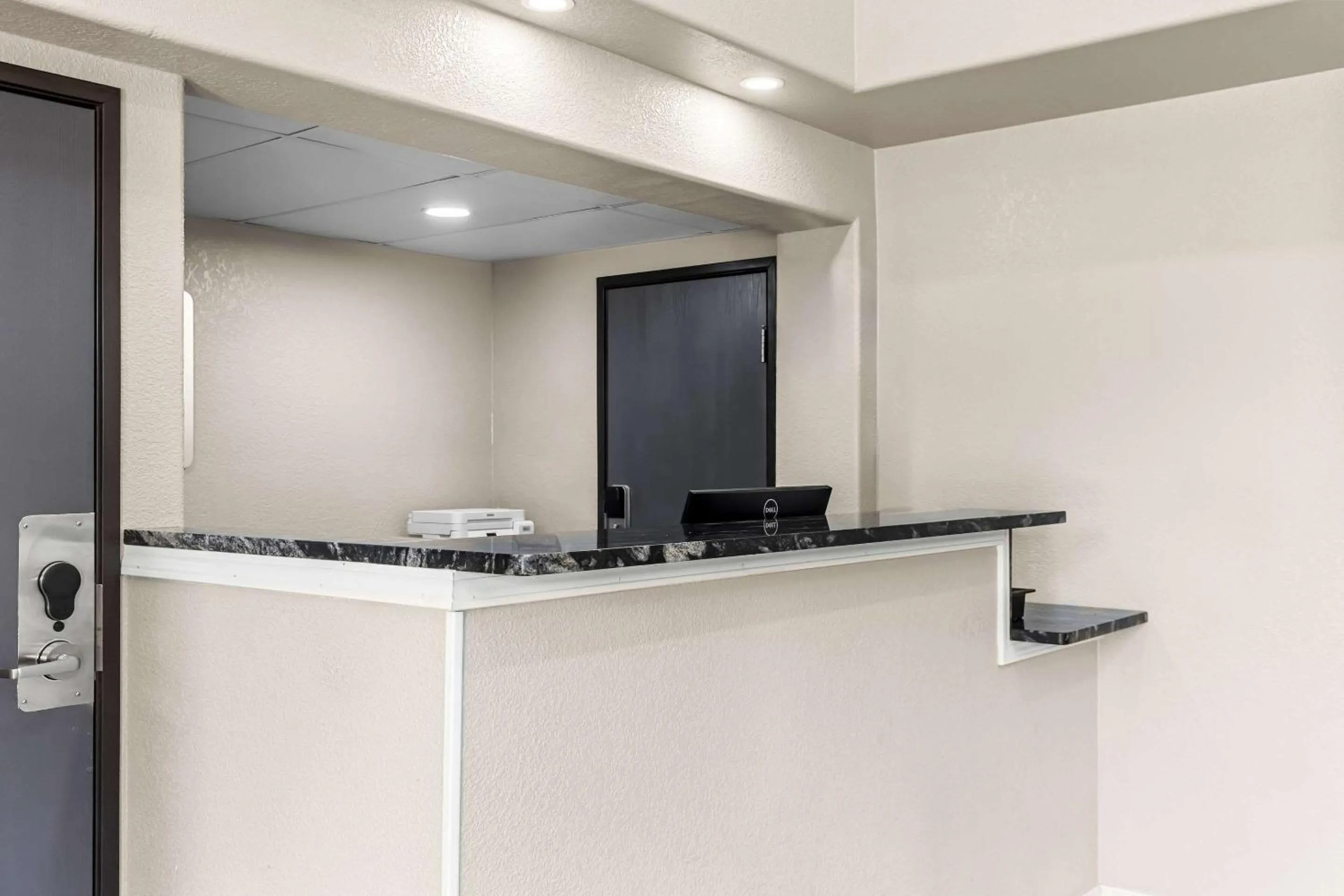 Lobby or reception in Quality Inn Oskaloosa