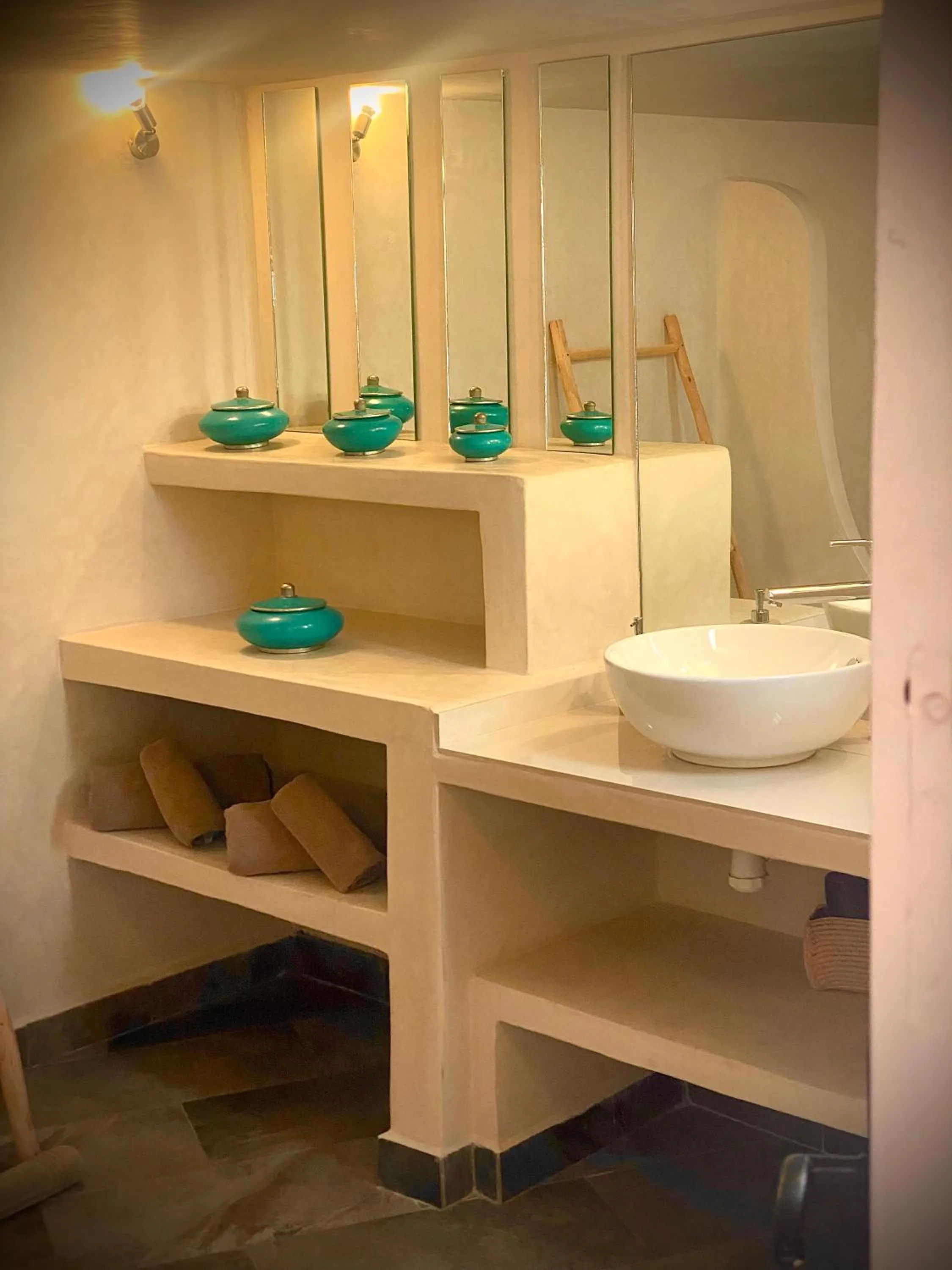 Bathroom in Riad Dollar Des Sables & Spa