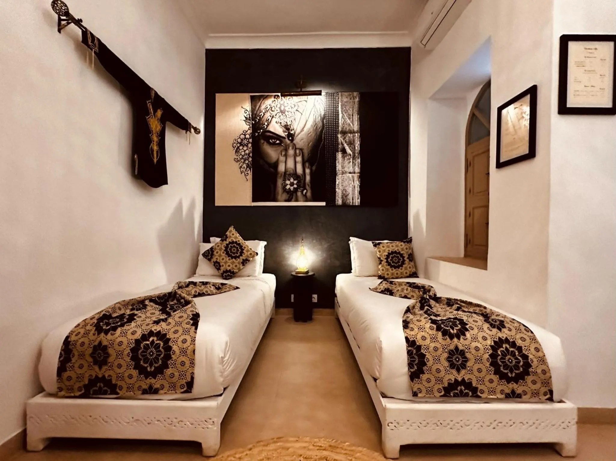 Bed in Riad Dollar Des Sables & Spa