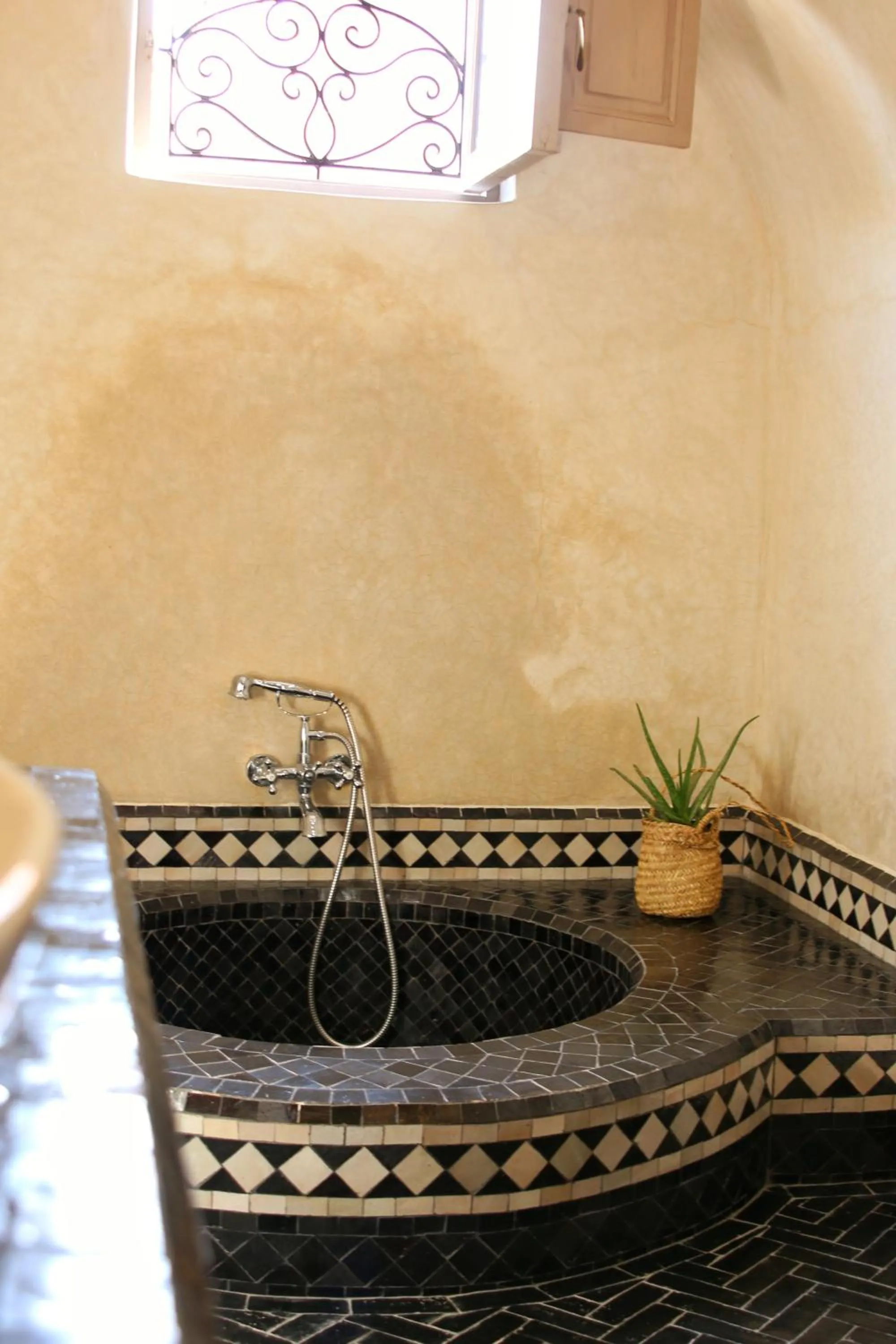 Bathroom in Riad Dollar Des Sables & Spa