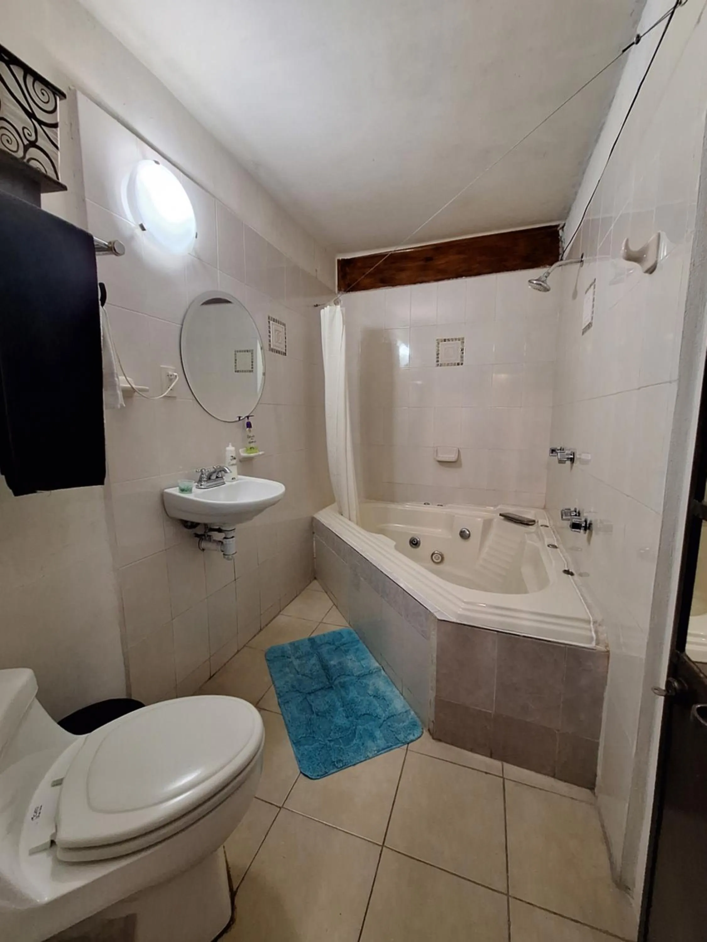 Shower in Hotel Posada Spa Antigua Casa Hogar