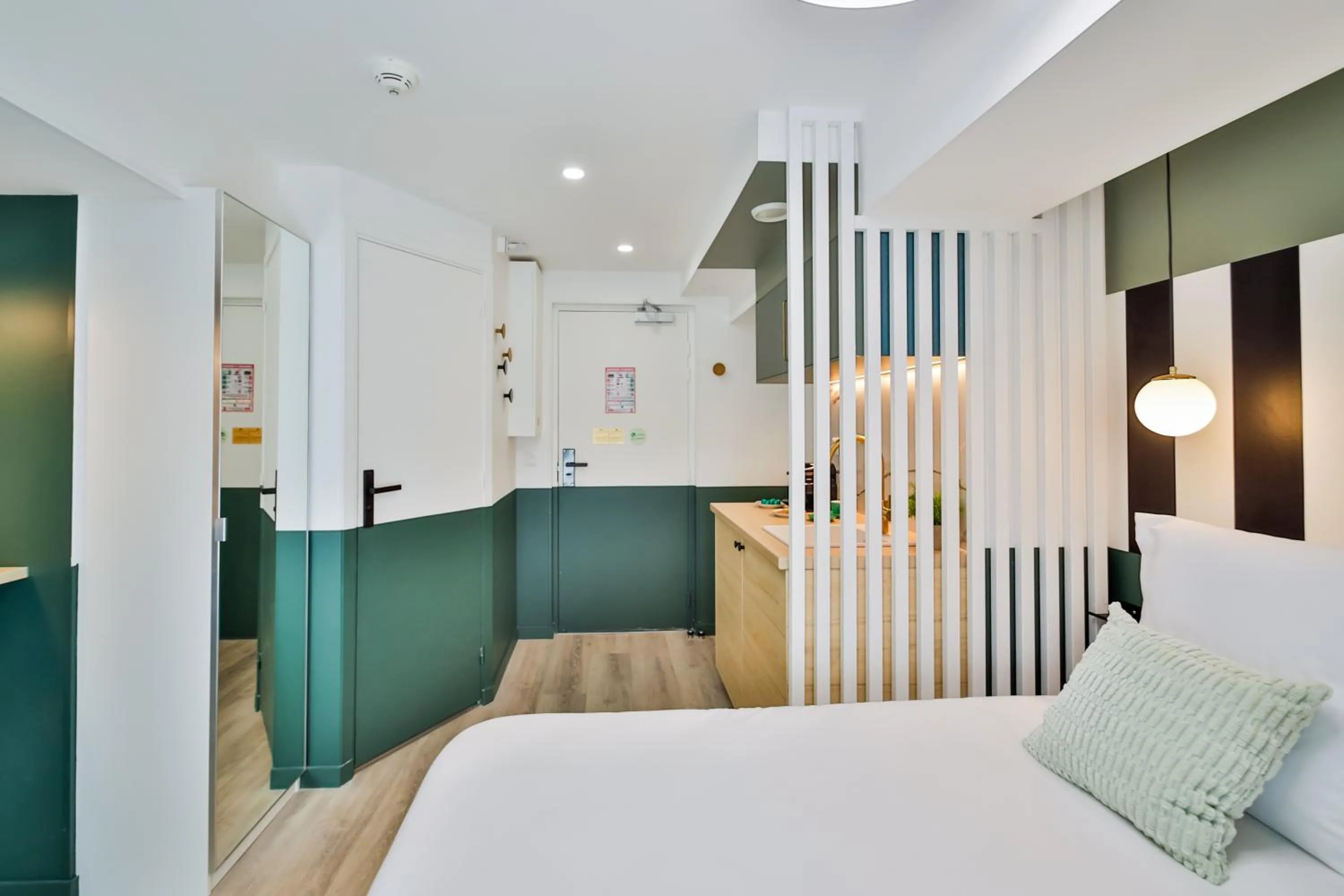 Bed in WS Louvre - Casanova