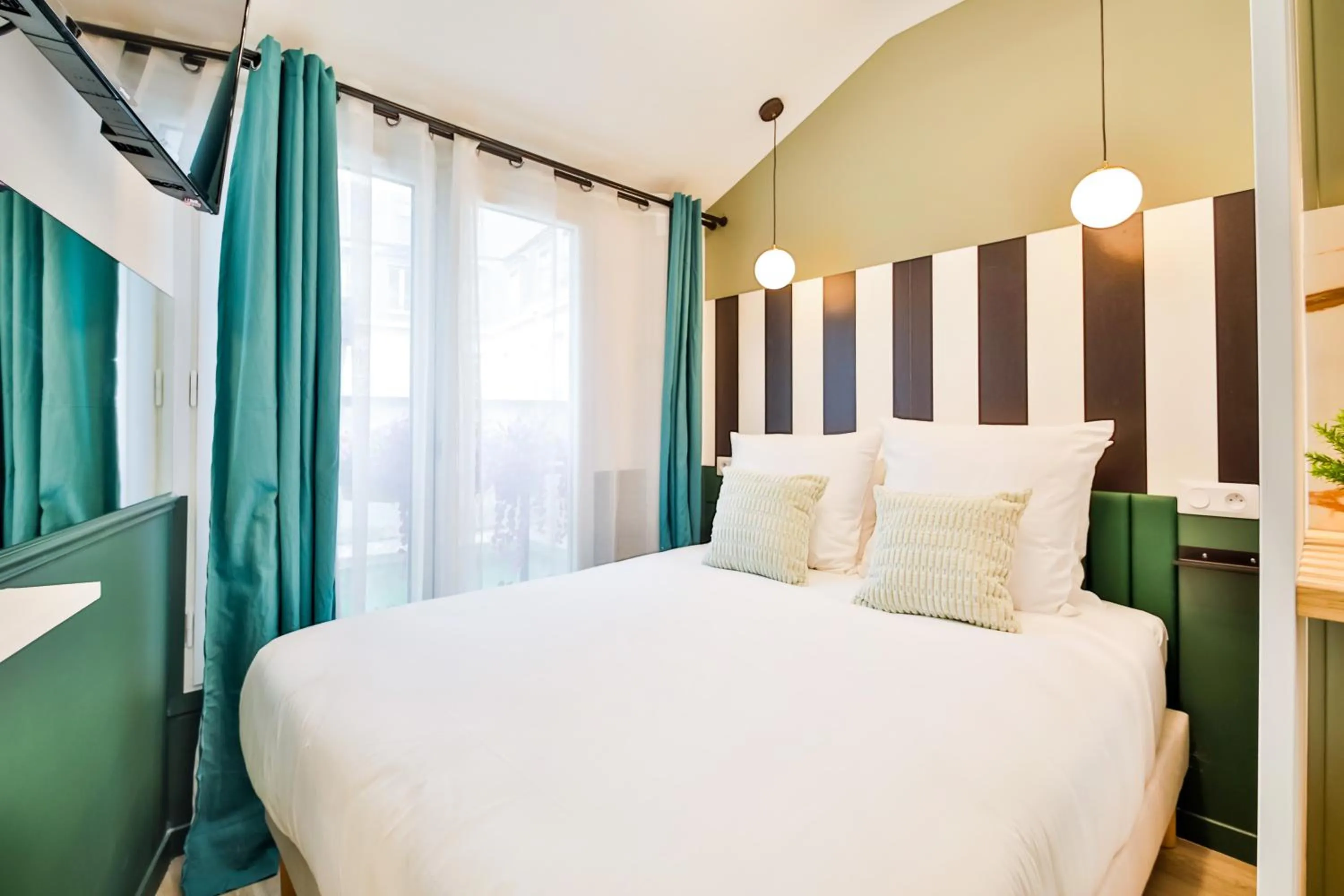 Bed in WS Louvre - Casanova