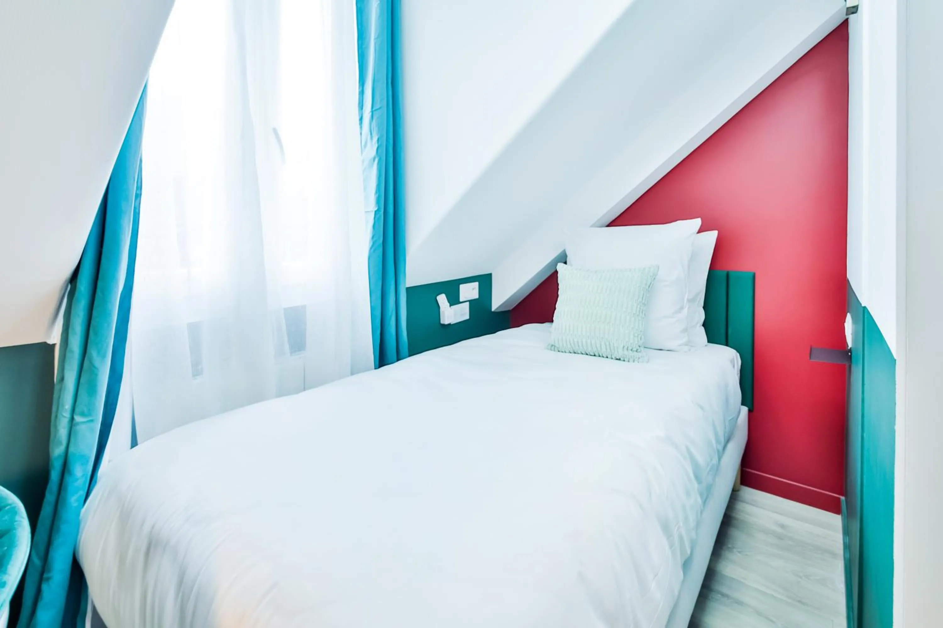 Bed in WS Louvre - Casanova