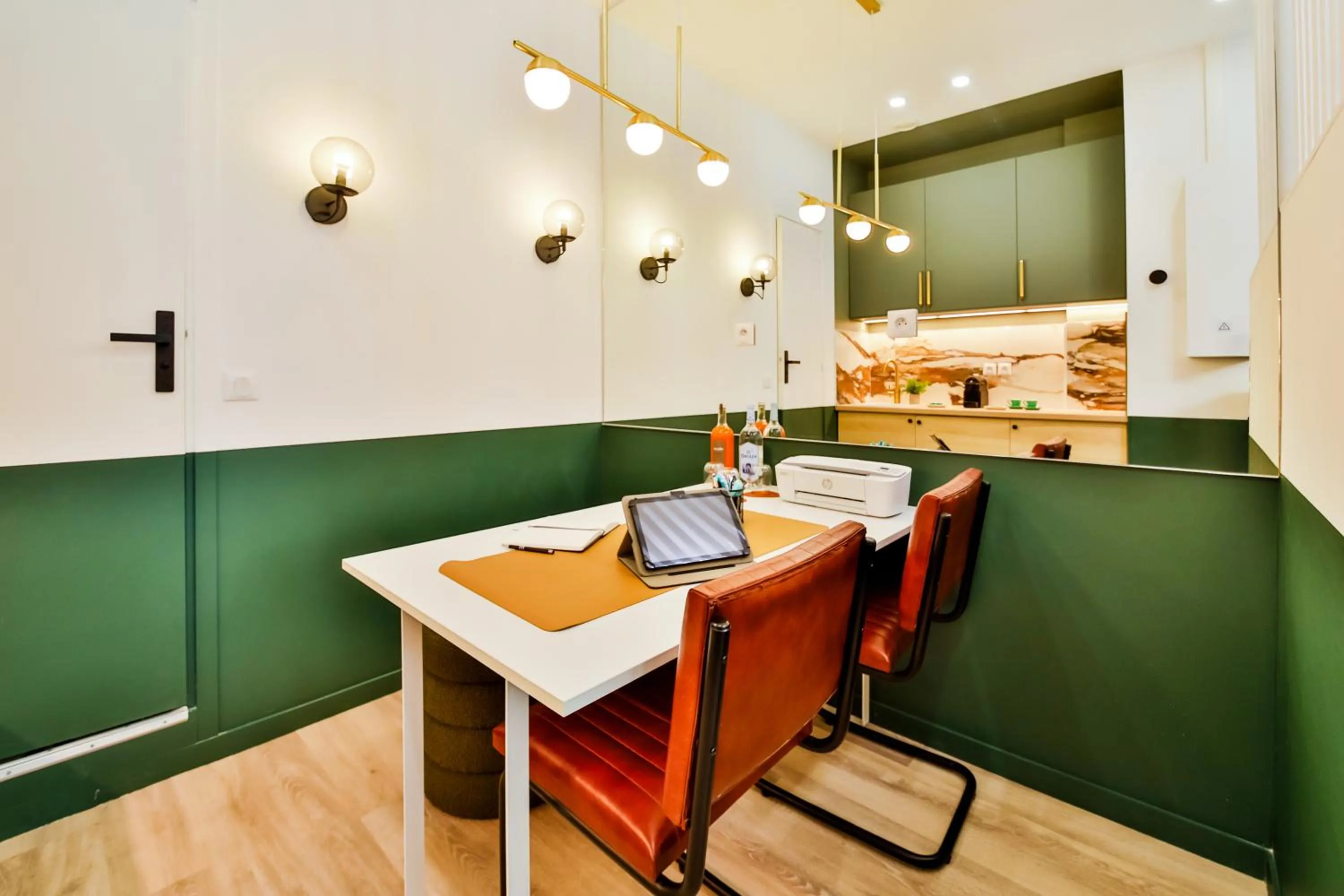 TV and multimedia in WS Louvre - Casanova