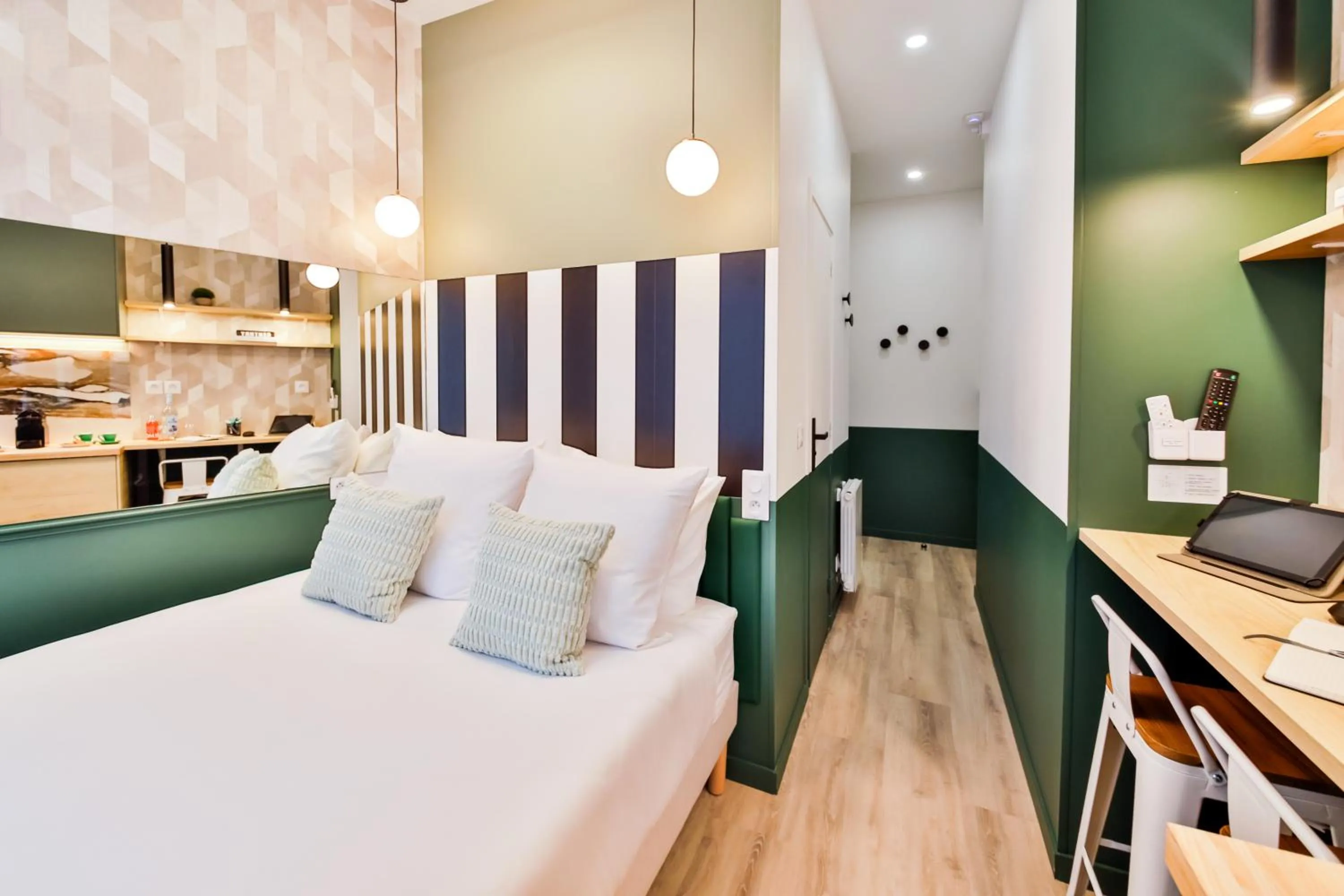 Bed in WS Louvre - Casanova