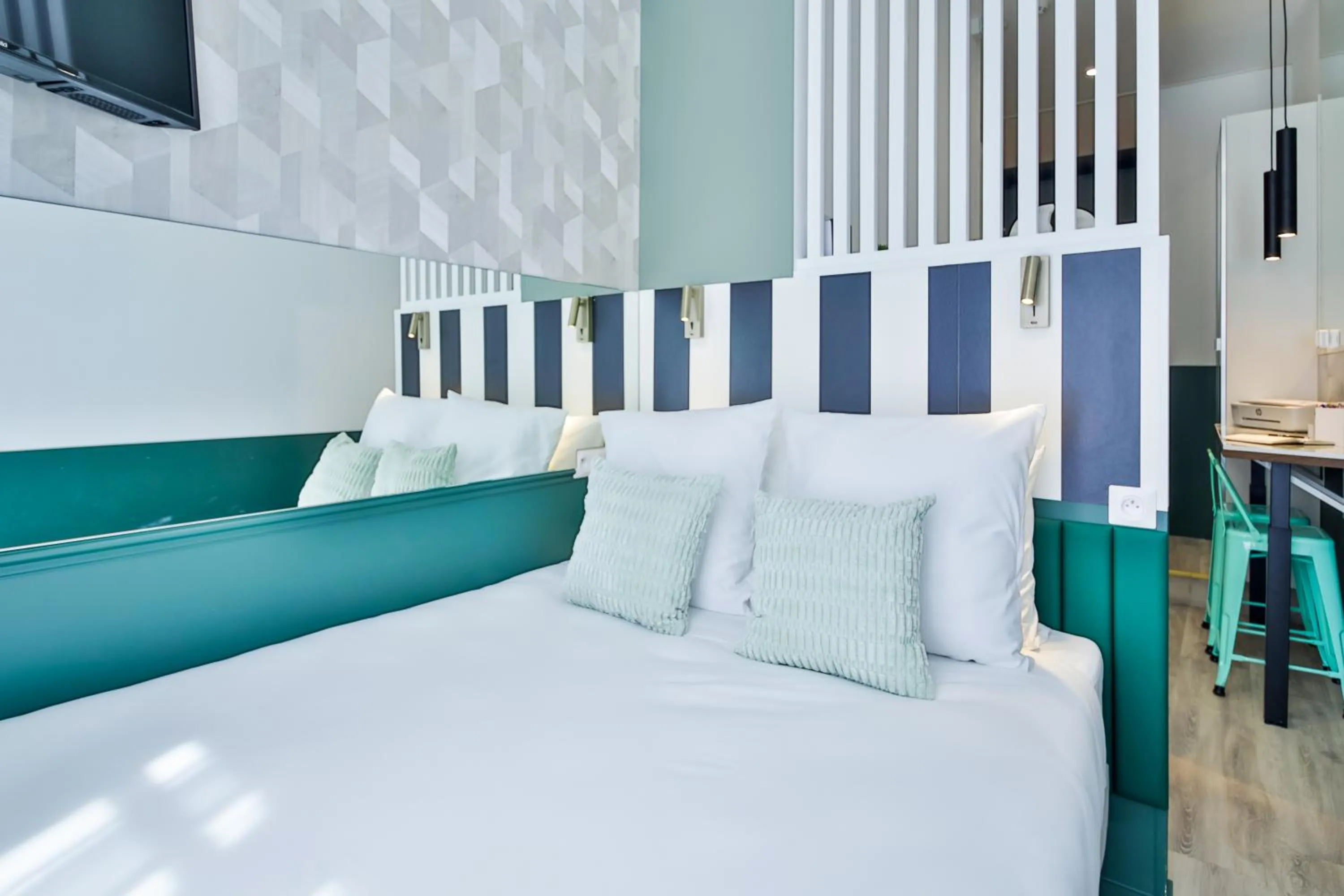 Bed in WS Louvre - Casanova