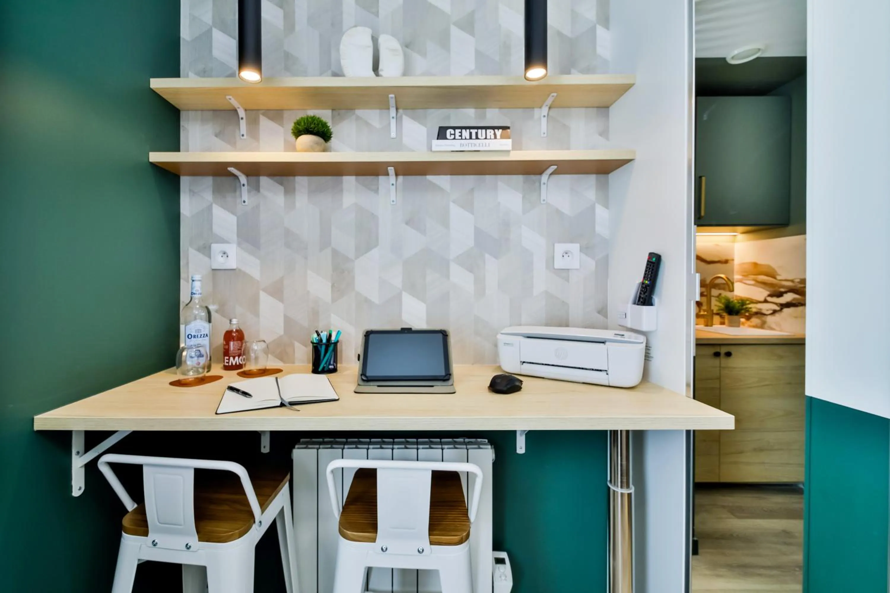 Dining area in WS Louvre - Casanova
