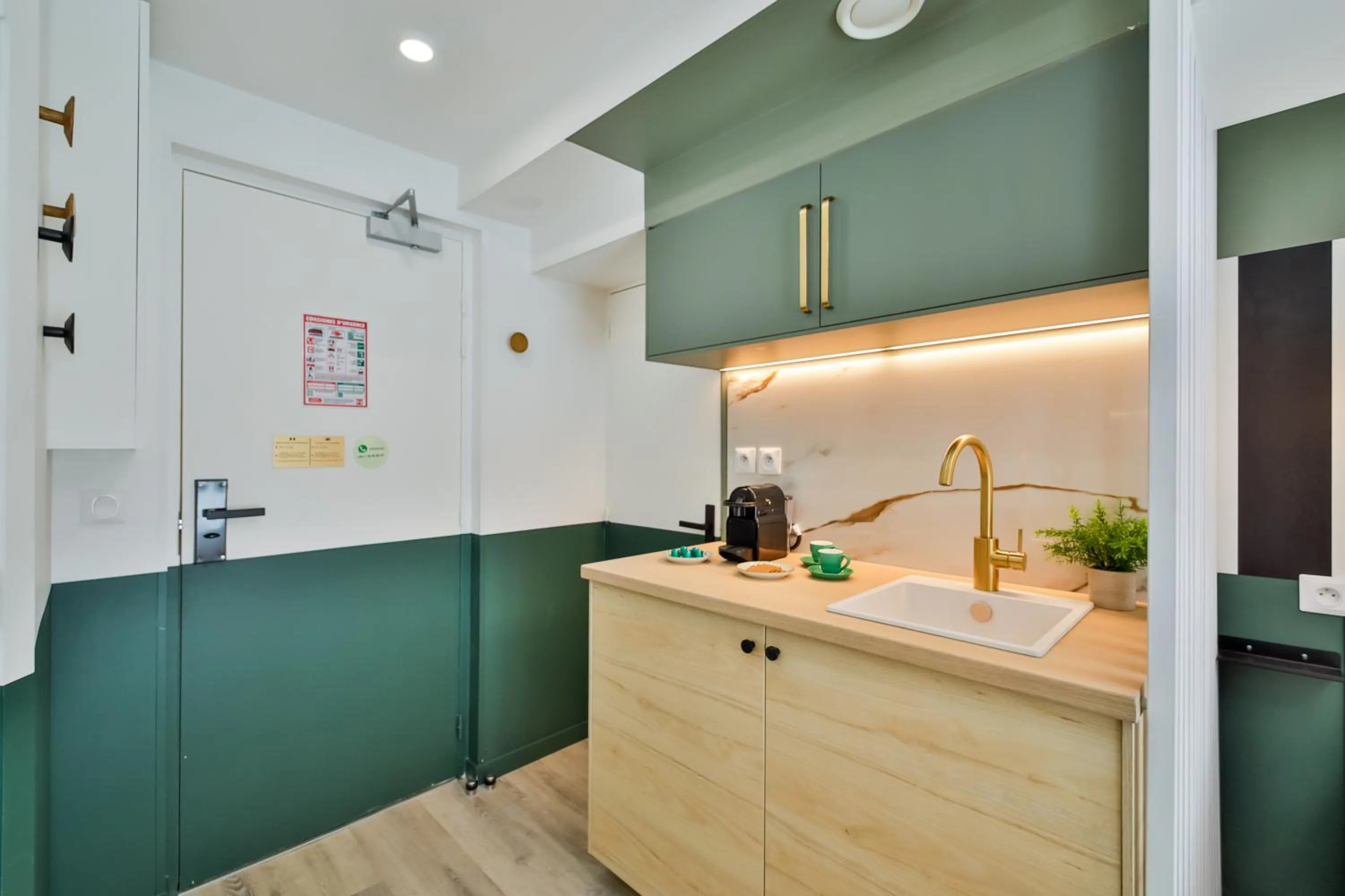 Kitchen or kitchenette in WS Louvre - Casanova