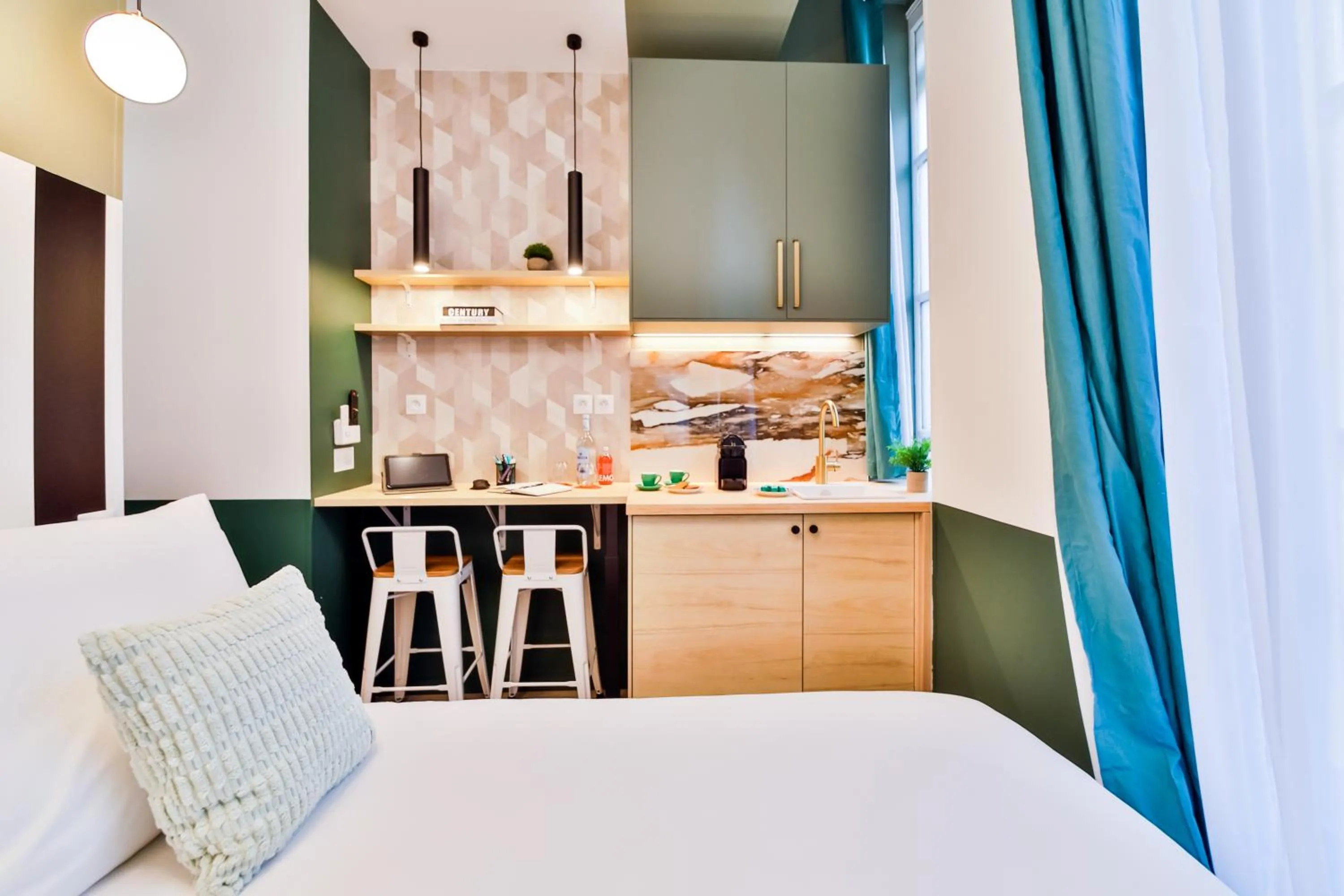 Bed in WS Louvre - Casanova