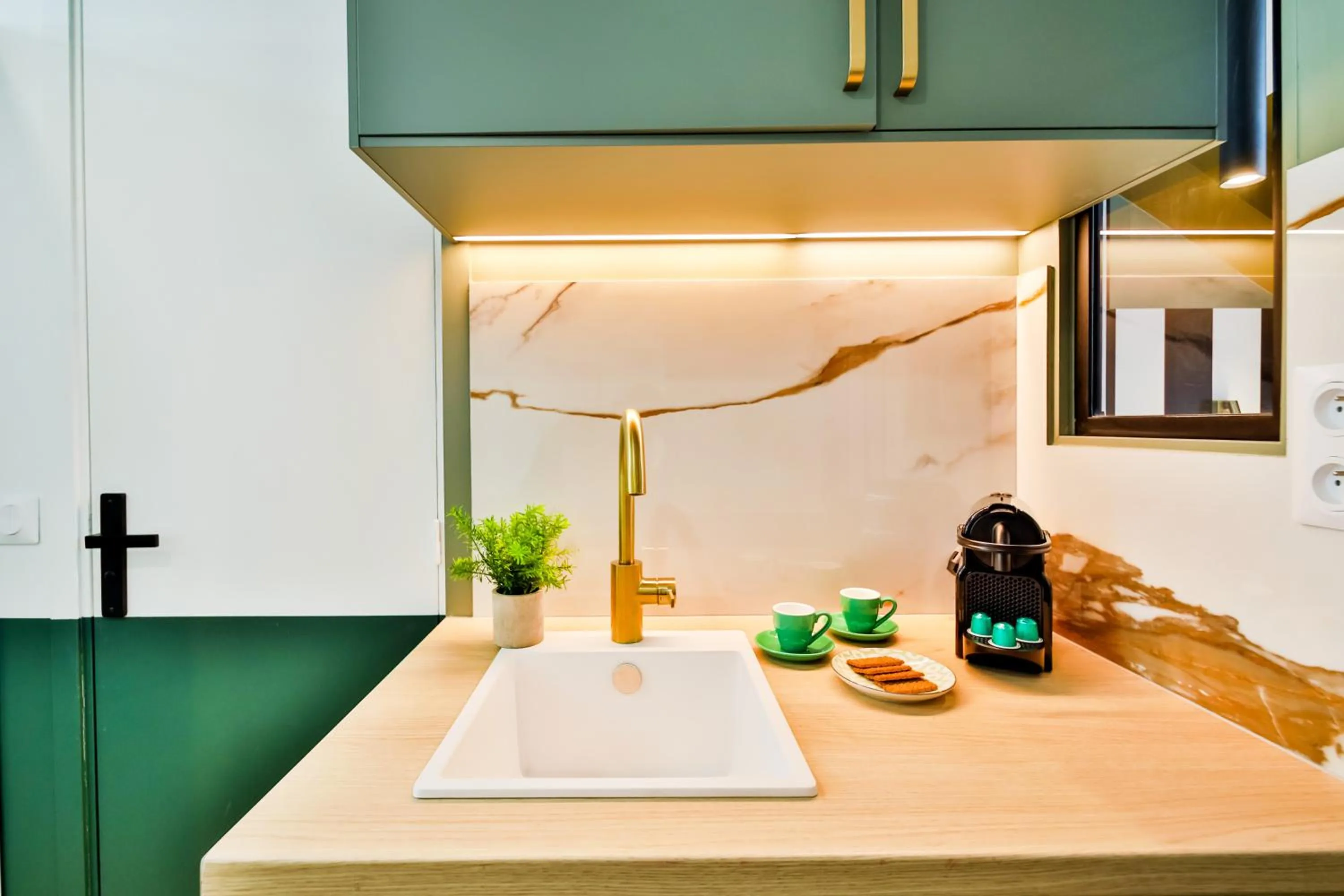 Kitchen or kitchenette in WS Louvre - Casanova