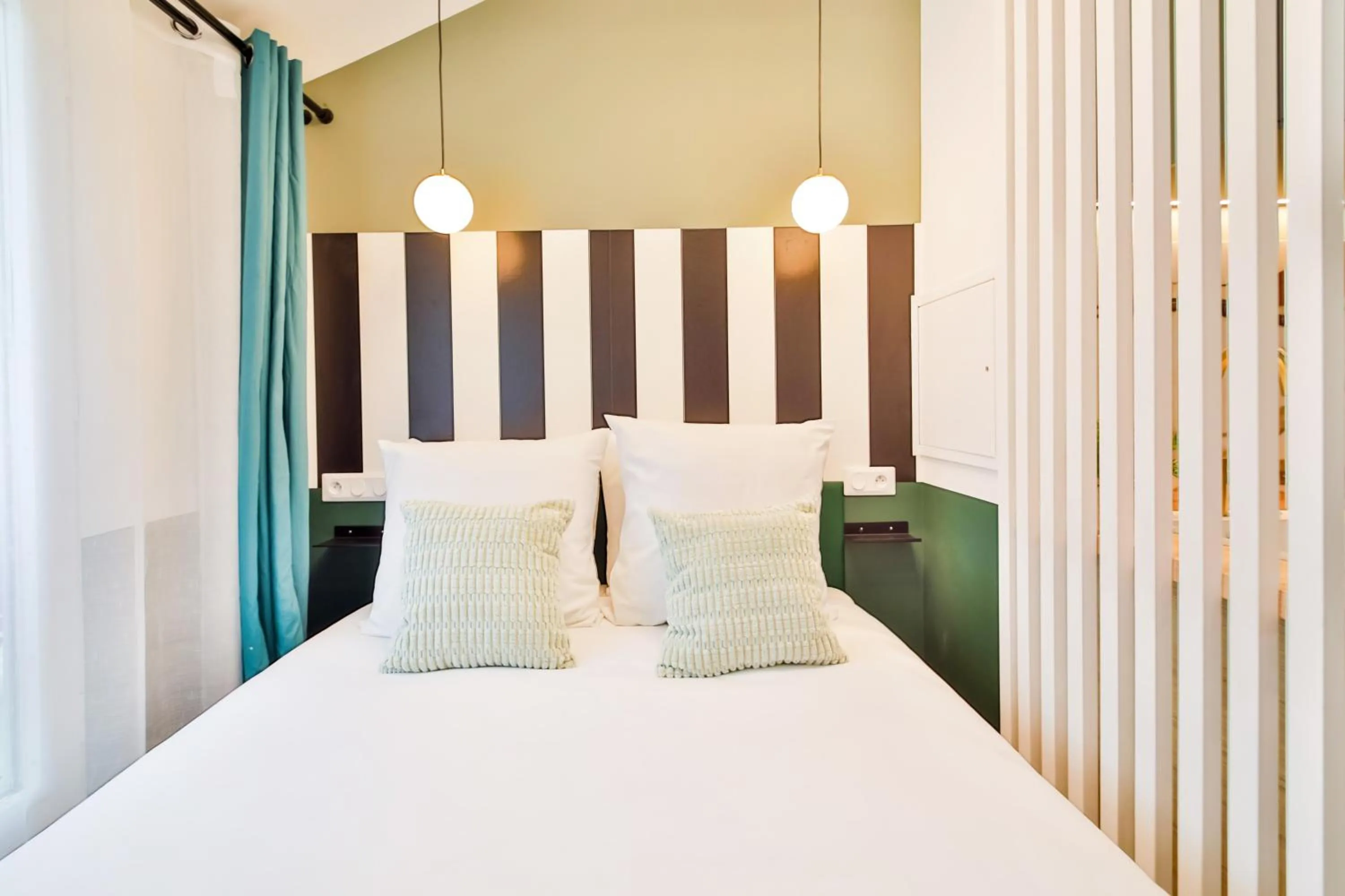 Bed in WS Louvre - Casanova