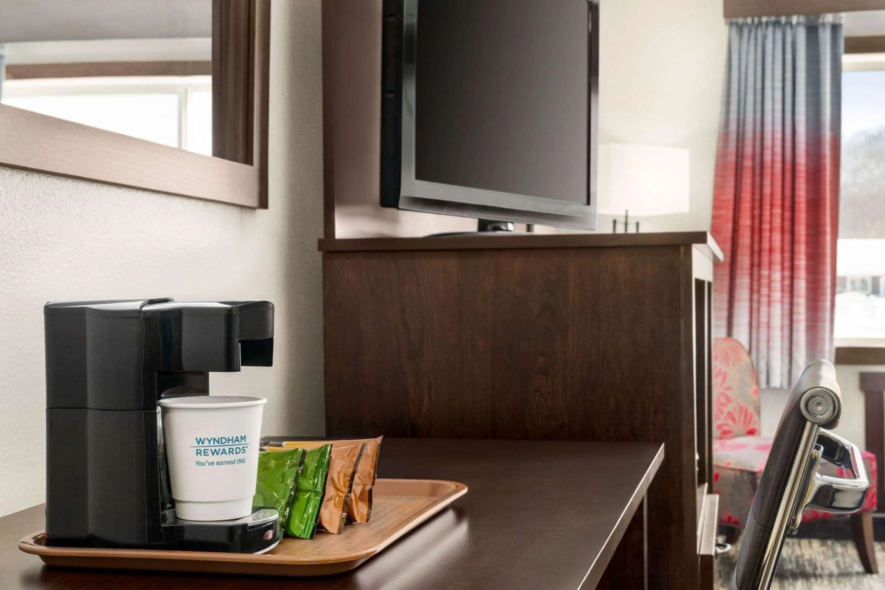 Photo of the whole room in Ramada by Wyndham Richland Center