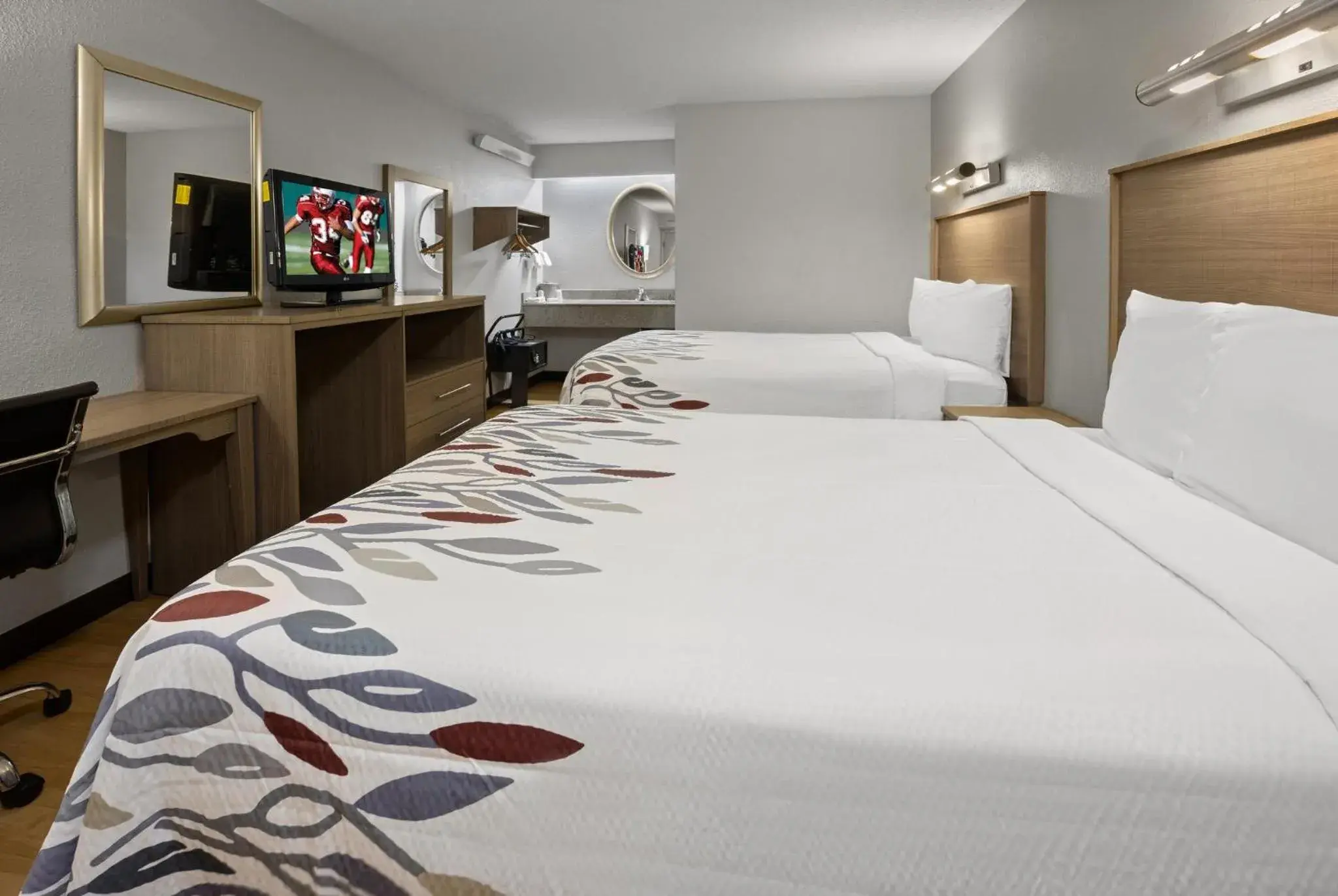 Standard Room with Two Double Beds Non-Smoking in Red Roof Inn Greensboro Airport Standard Room with Two Double Beds Non-Smoking in Red Roof Inn Greensboro Airport