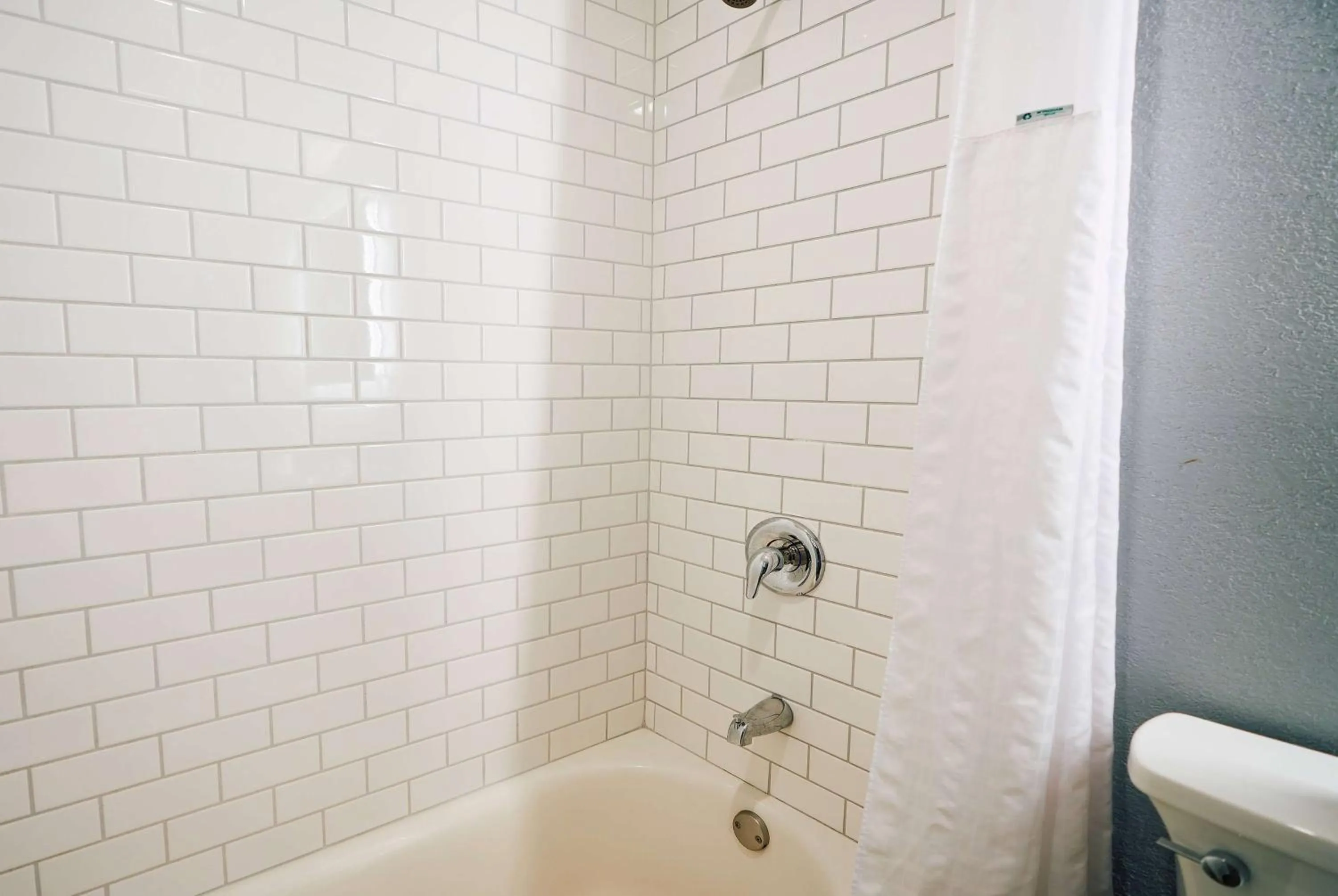 TV and multimedia in Super 8 by Wyndham Pueblo