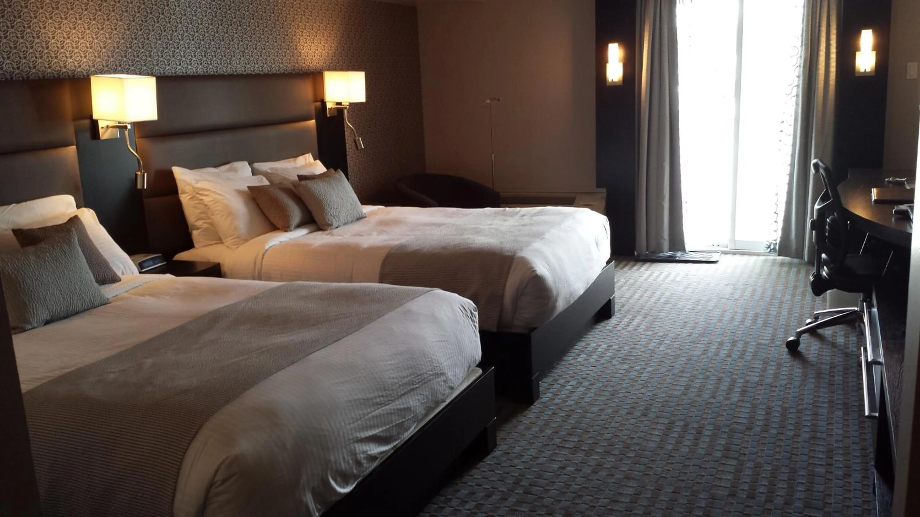 Photo of the whole room, Bed in Hôtel Nouvelle-Frontière