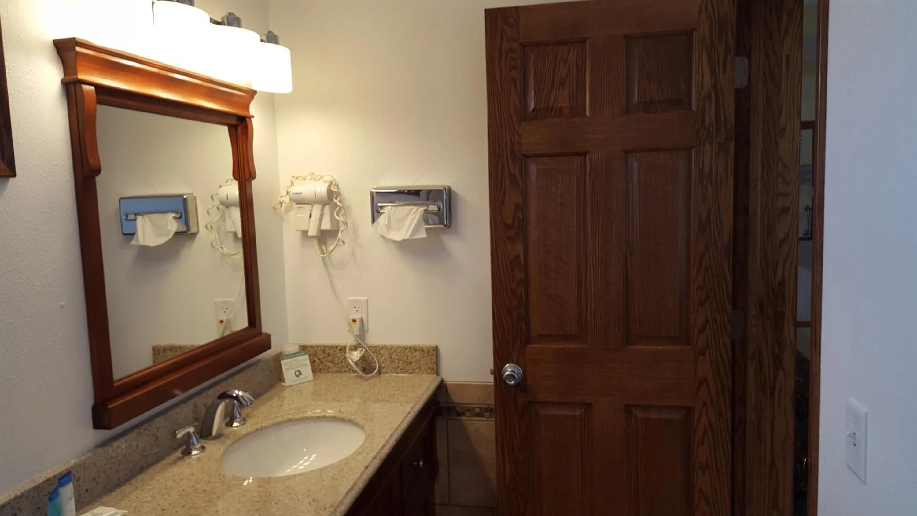 Black Hawk Motel & Suites