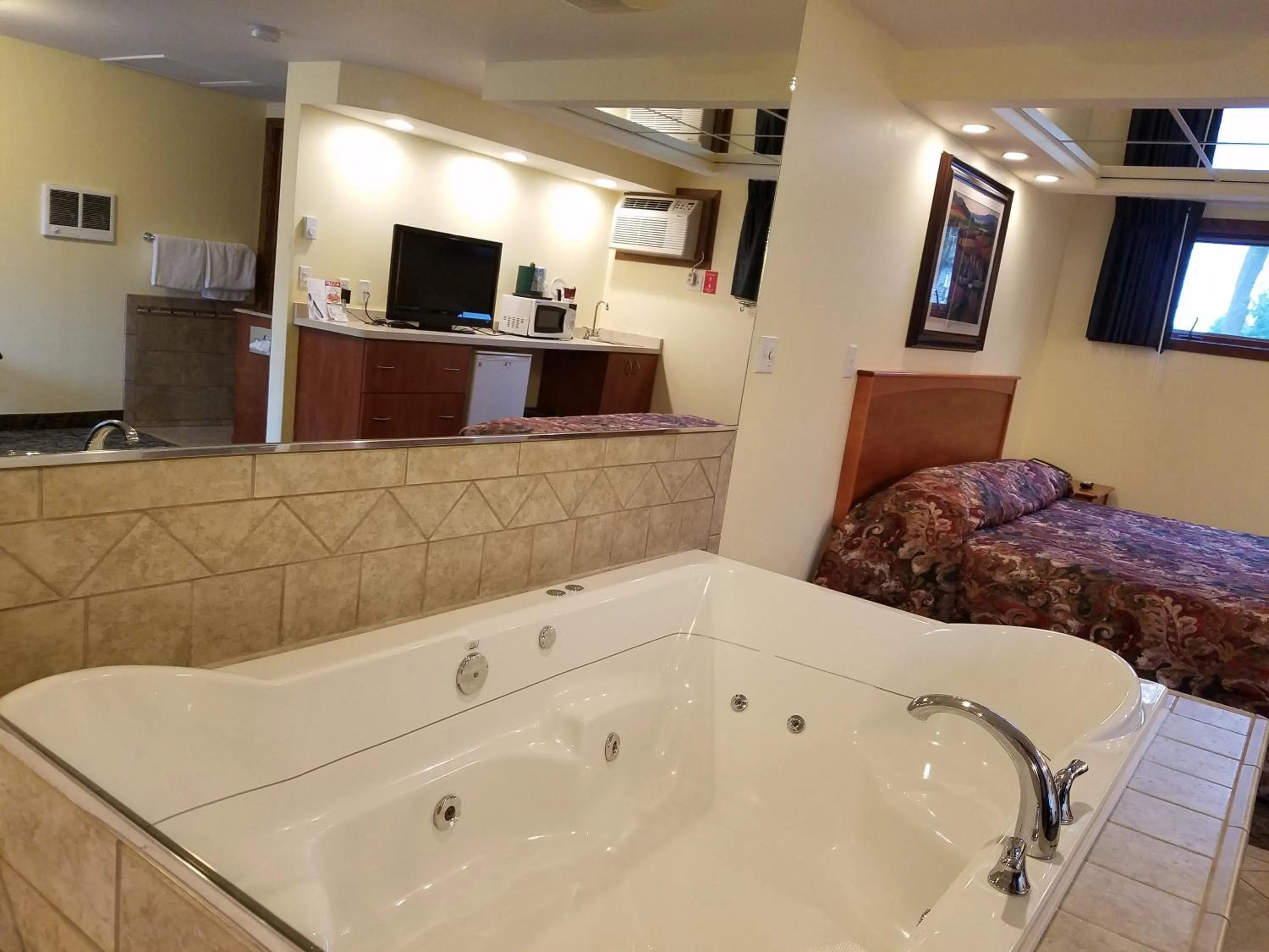 Black Hawk Motel & Suites