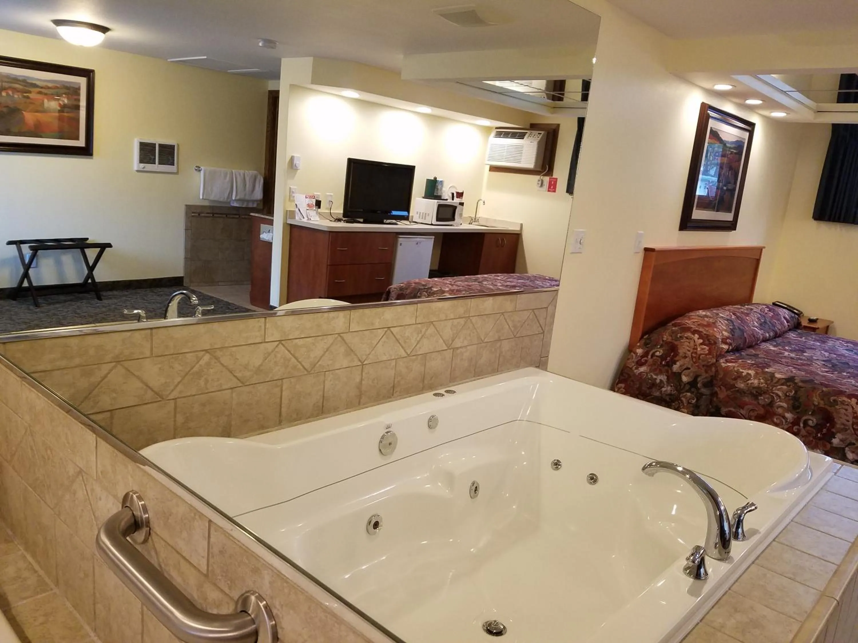 Black Hawk Motel & Suites