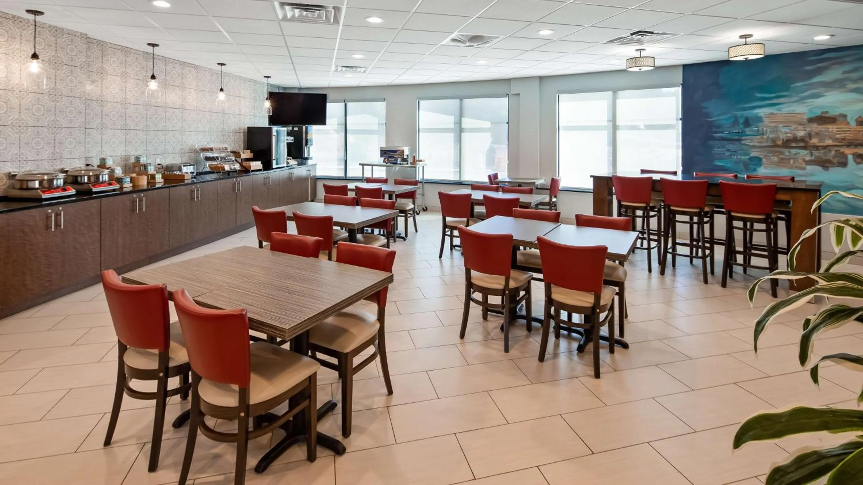 Breakfast in Best Western Plus Wausau Tower Inn