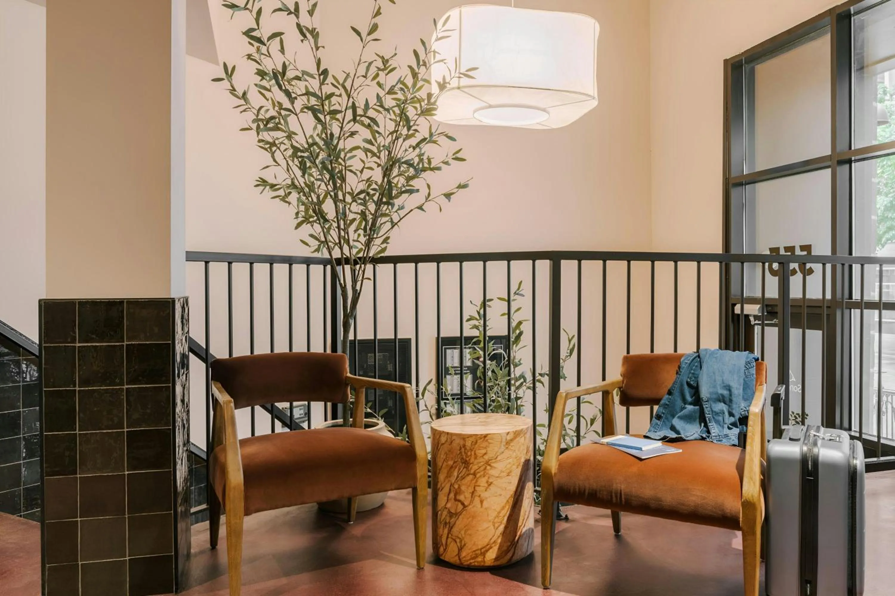 Lobby or reception in Sonder by Marriott Bonvoy The Burnham Apartments Loop