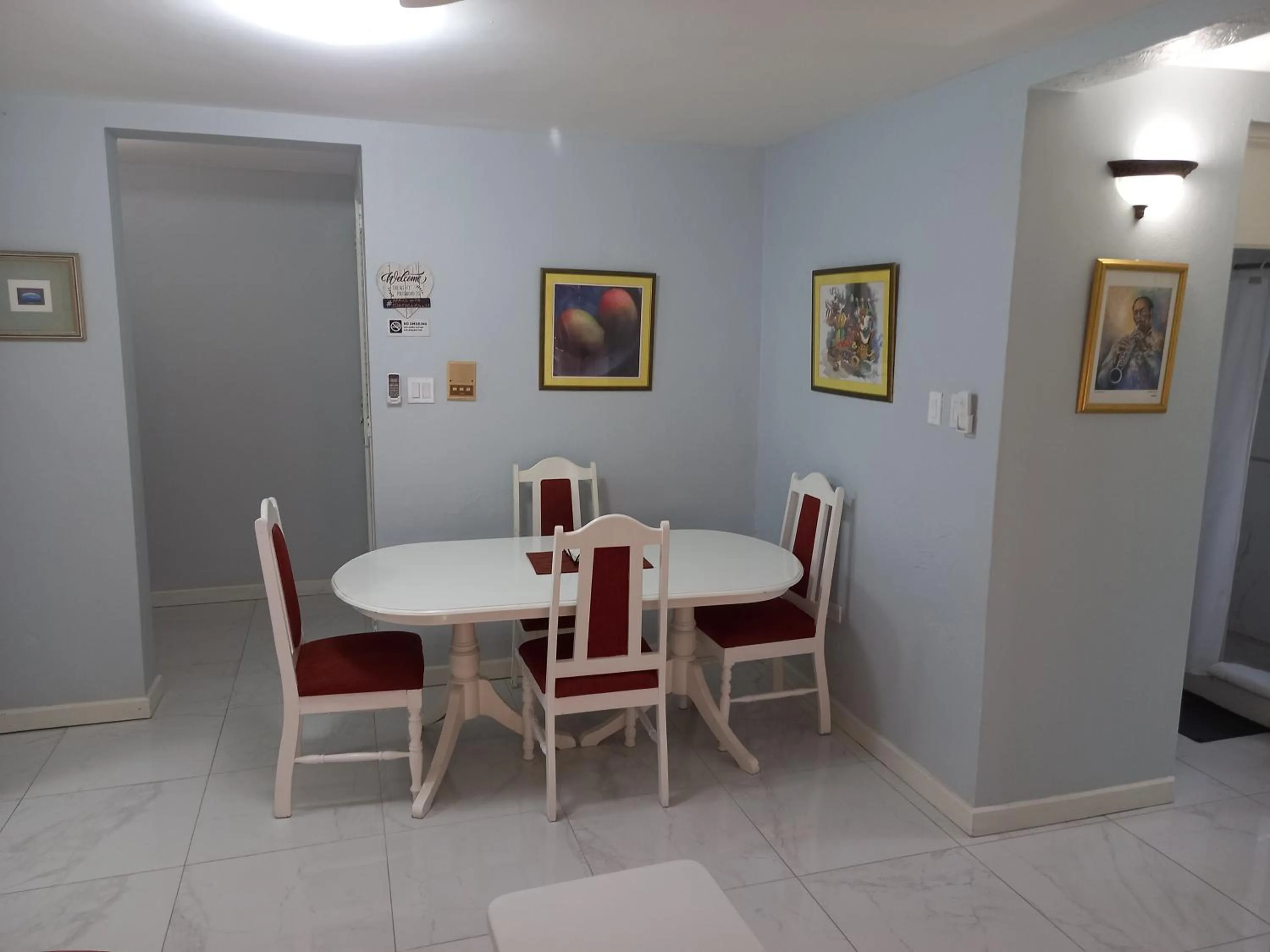 Marchabell by the Sea E22