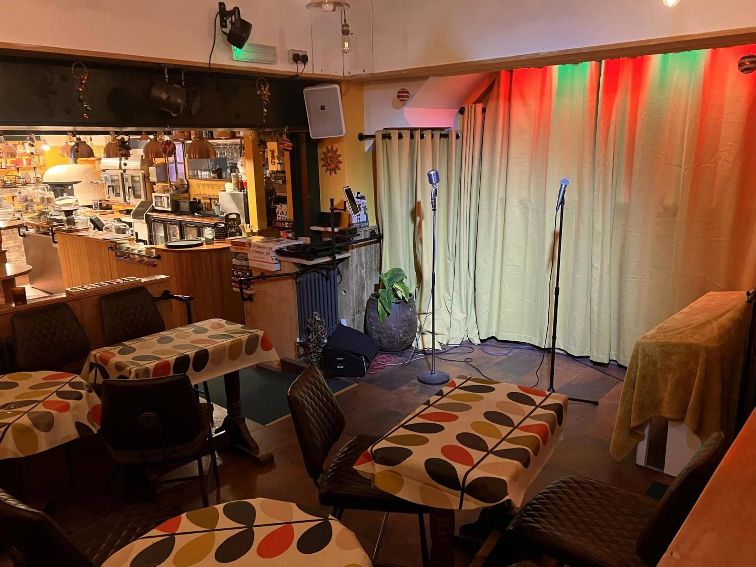 Activities in Hoopers Sandy Beach Guest Rooms