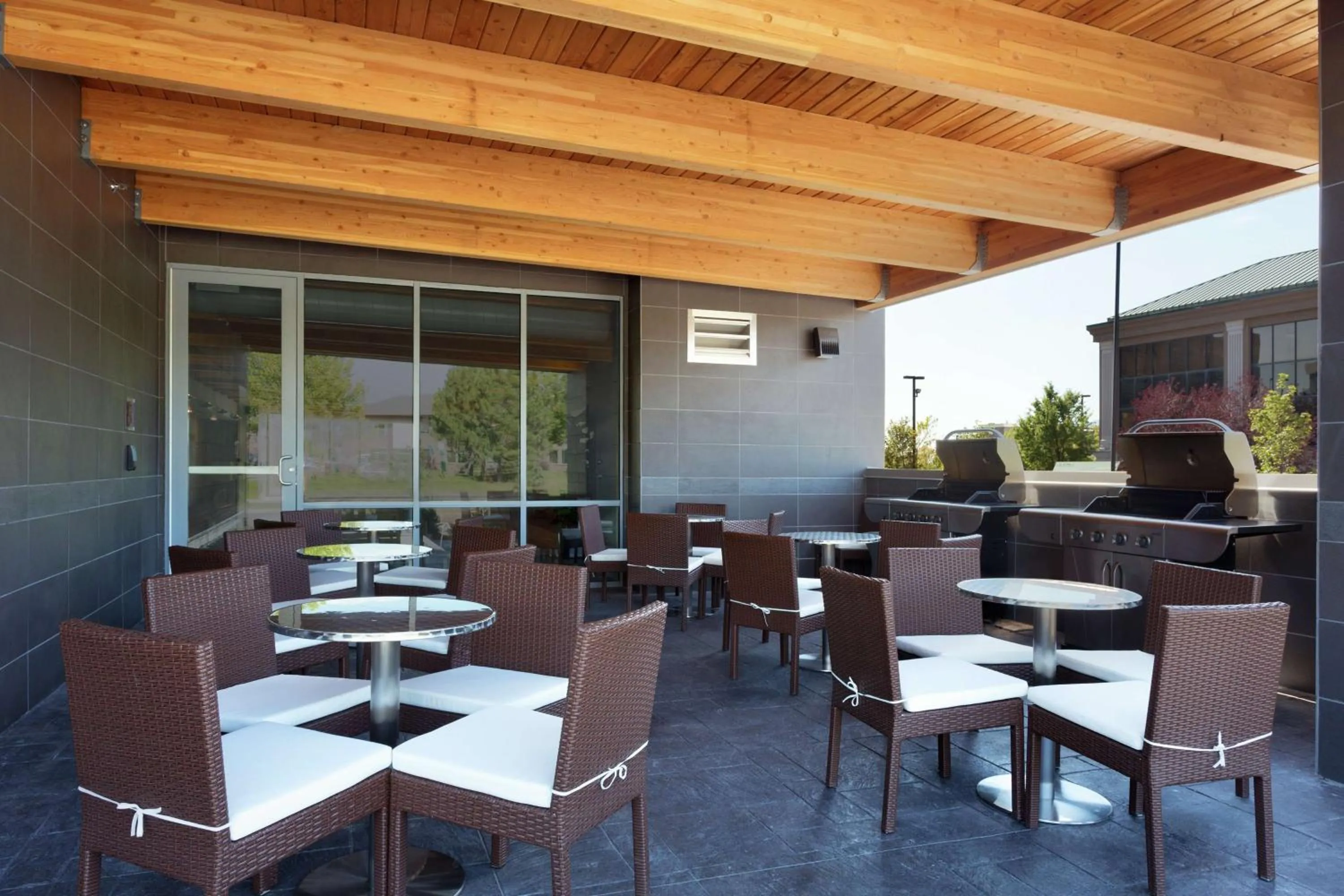 Patio in Home2 Suites by Hilton Lehi/Thanksgiving Point