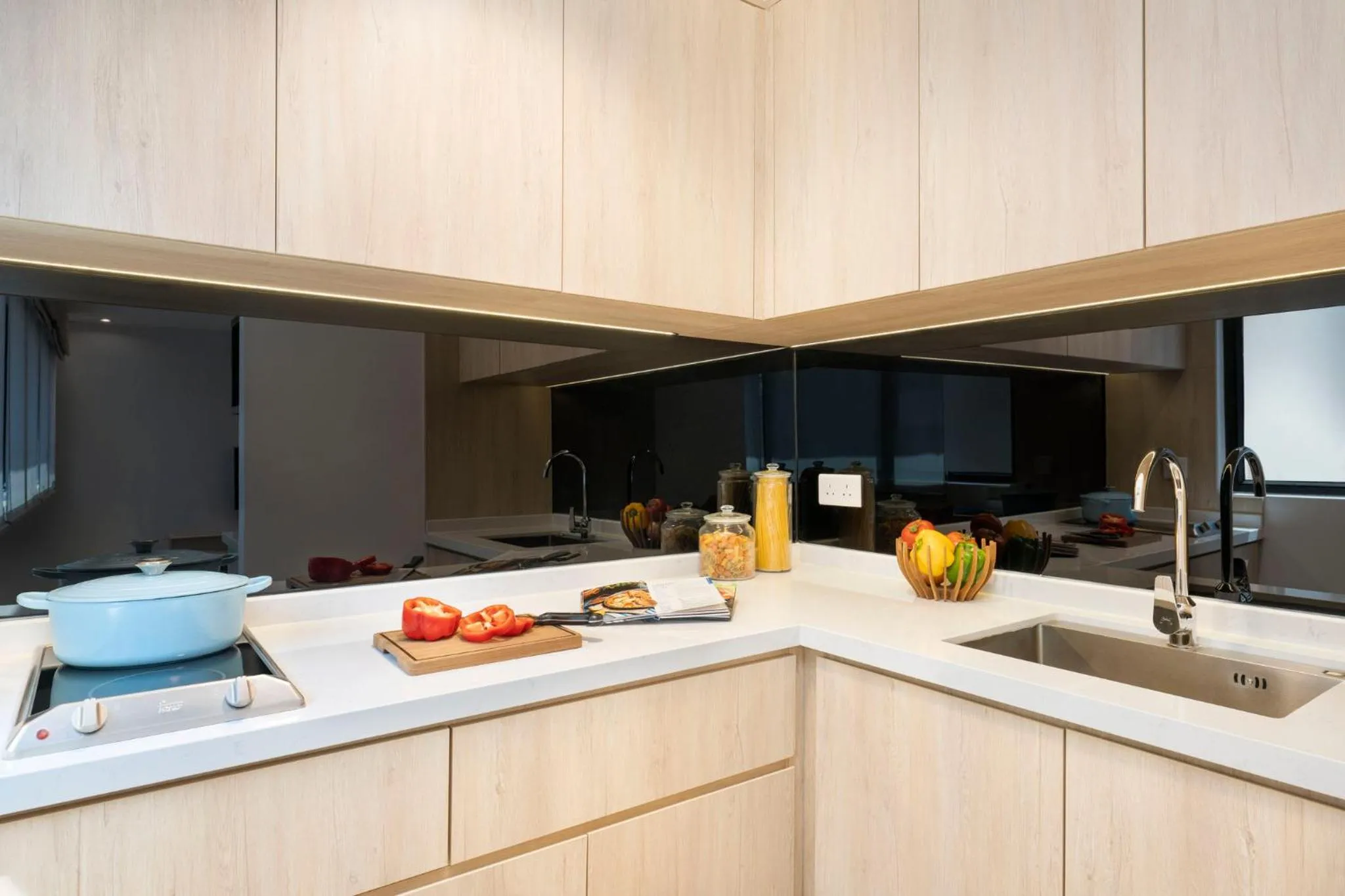 Photo of the whole room in Shama Central