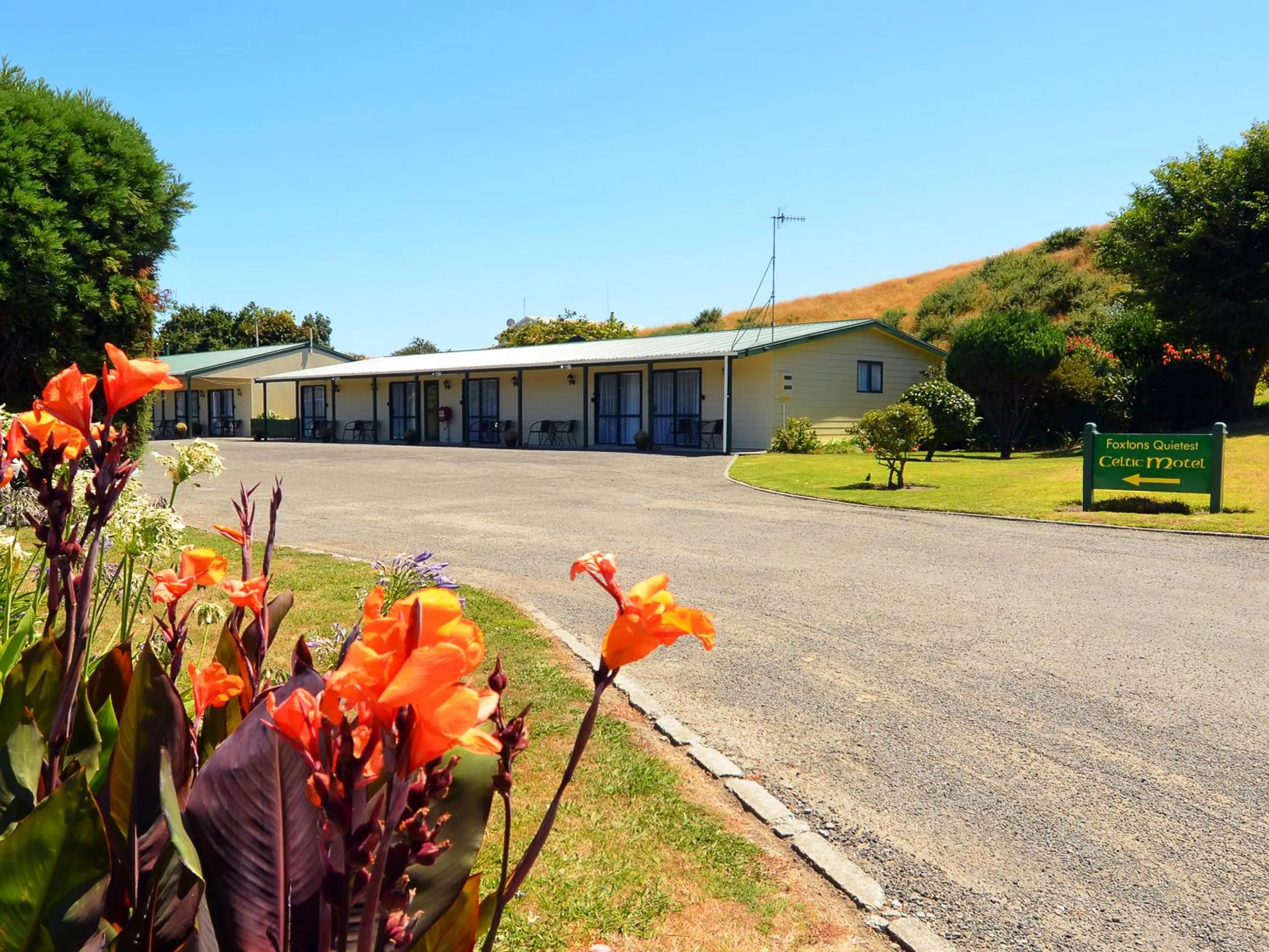Property building in Celtic Motel